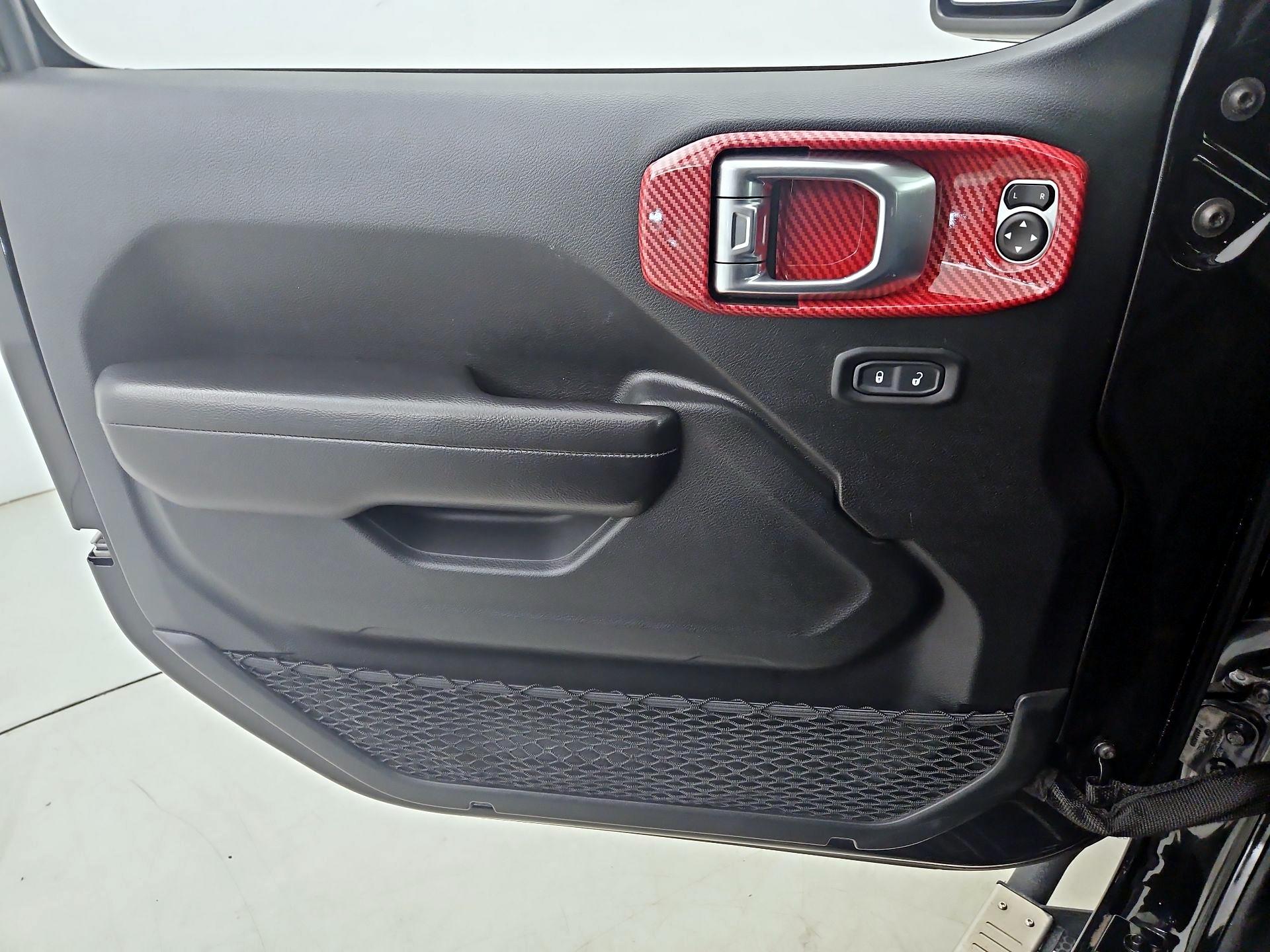 Thumbnail: 2020 Jeep Wrangler - 12