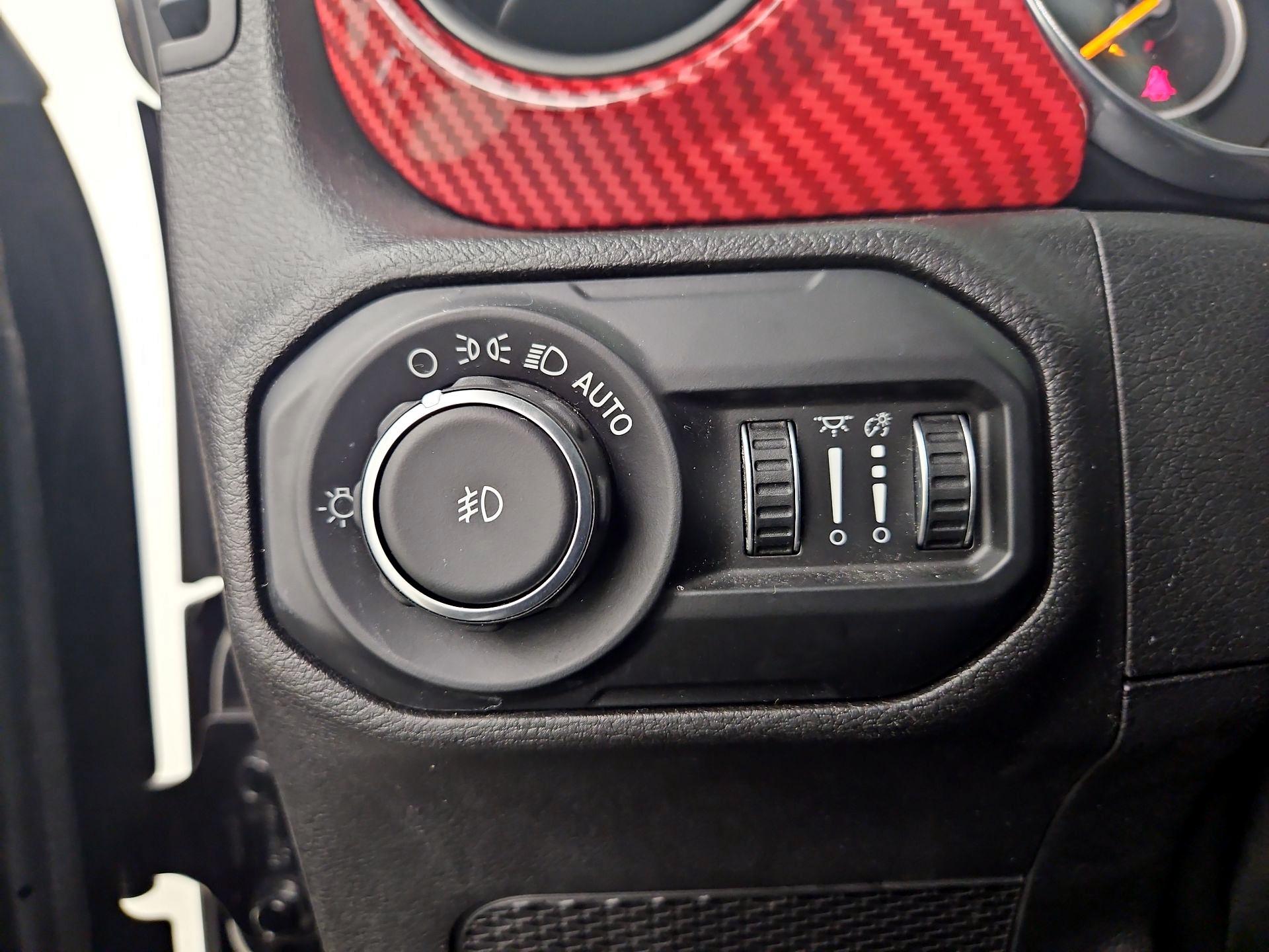 Thumbnail: 2020 Jeep Wrangler - 13