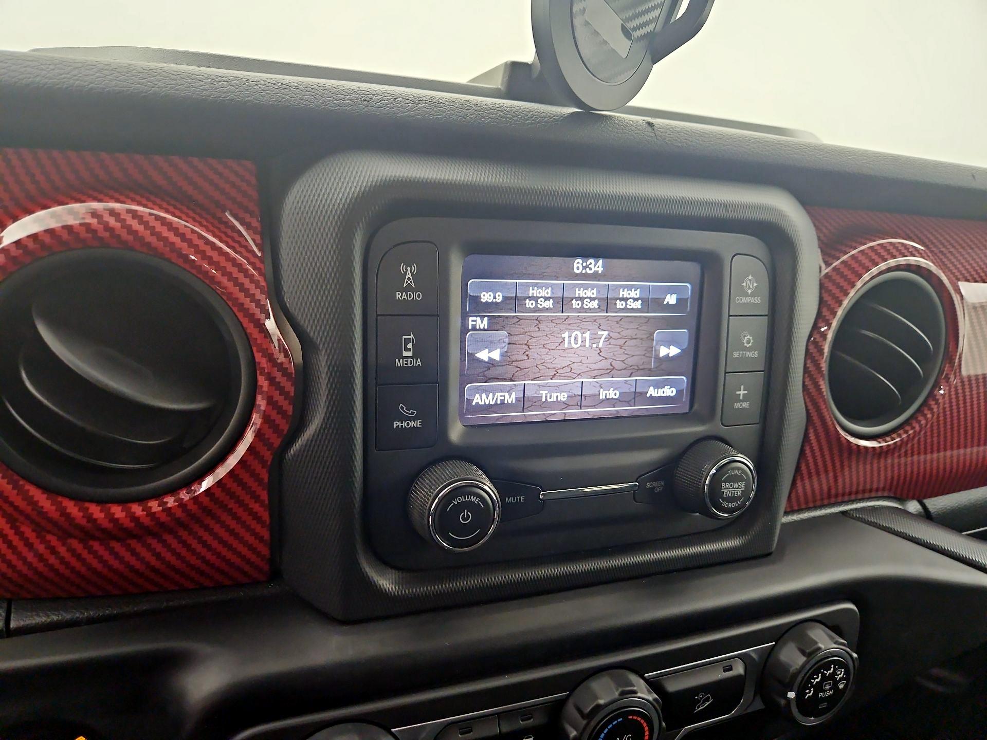 Thumbnail: 2020 Jeep Wrangler - 15