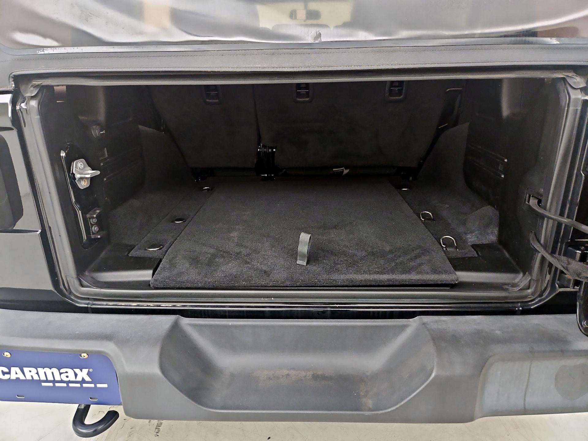 Thumbnail: 2020 Jeep Wrangler - 20