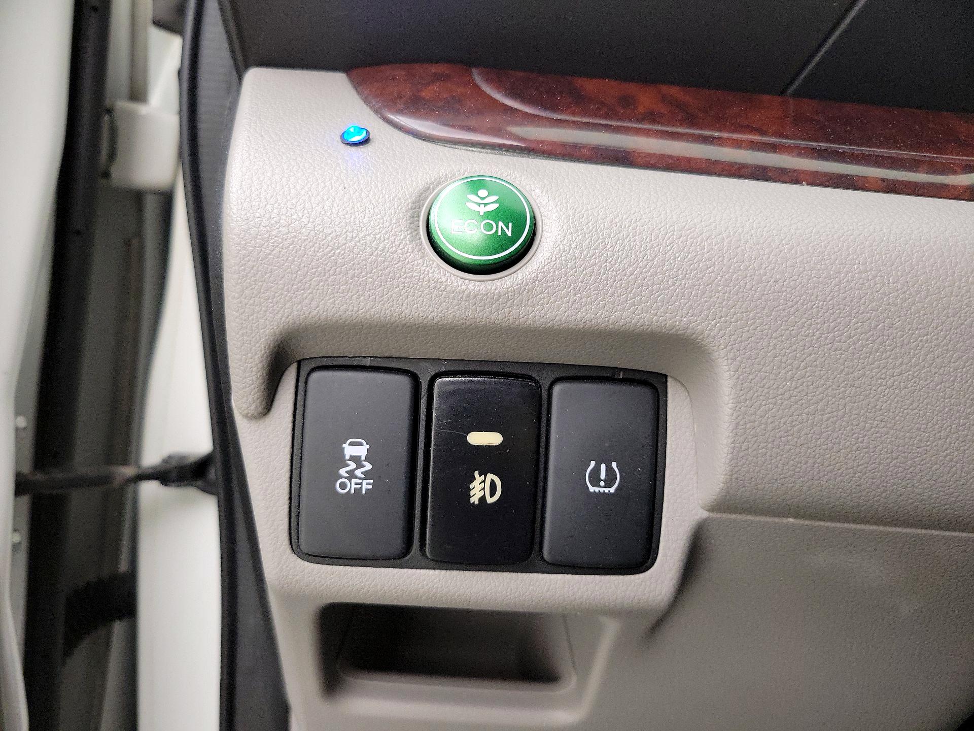 Thumbnail: 2014 Honda CR-V - 13