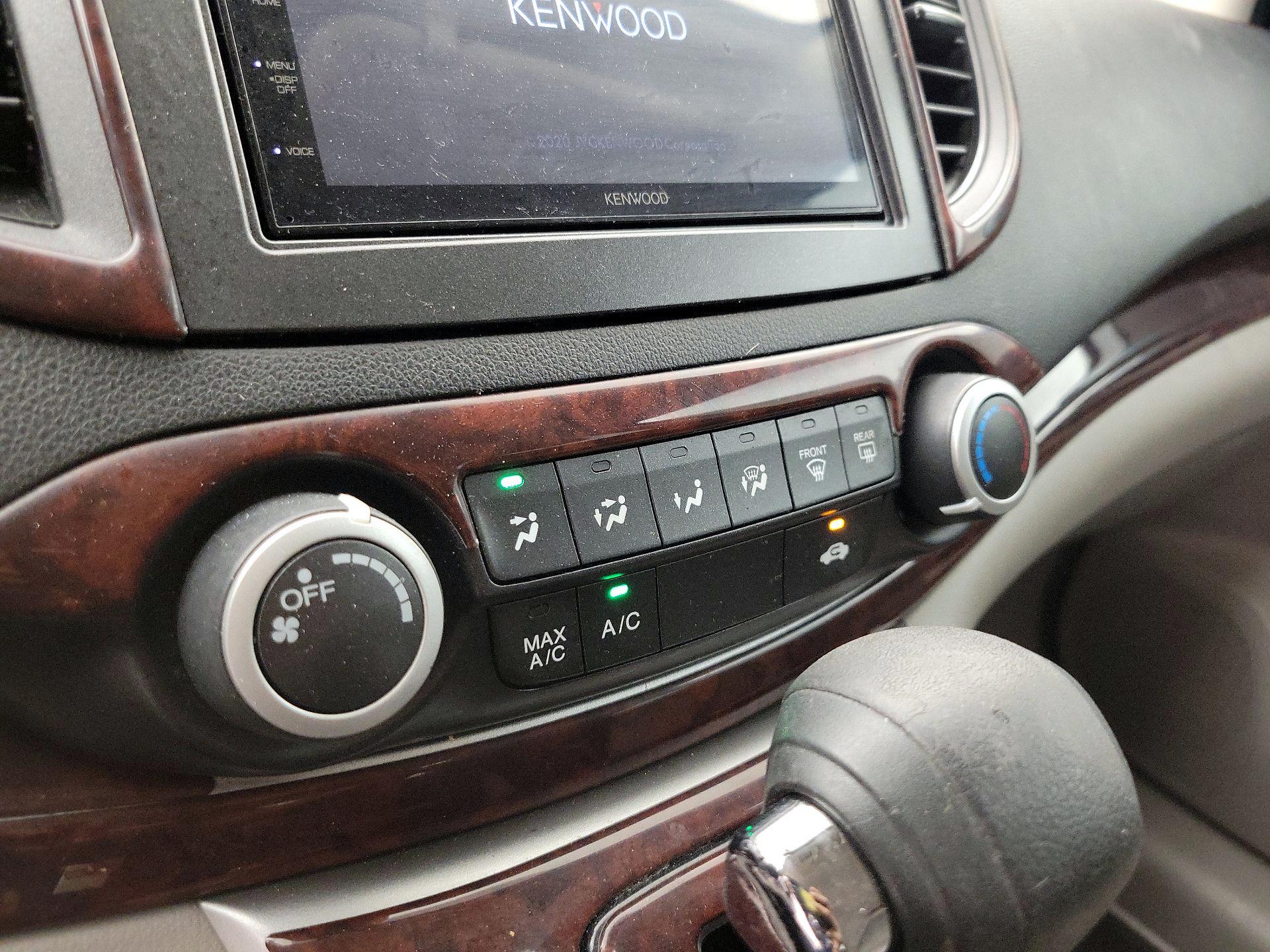 Thumbnail: 2014 Honda CR-V - 16