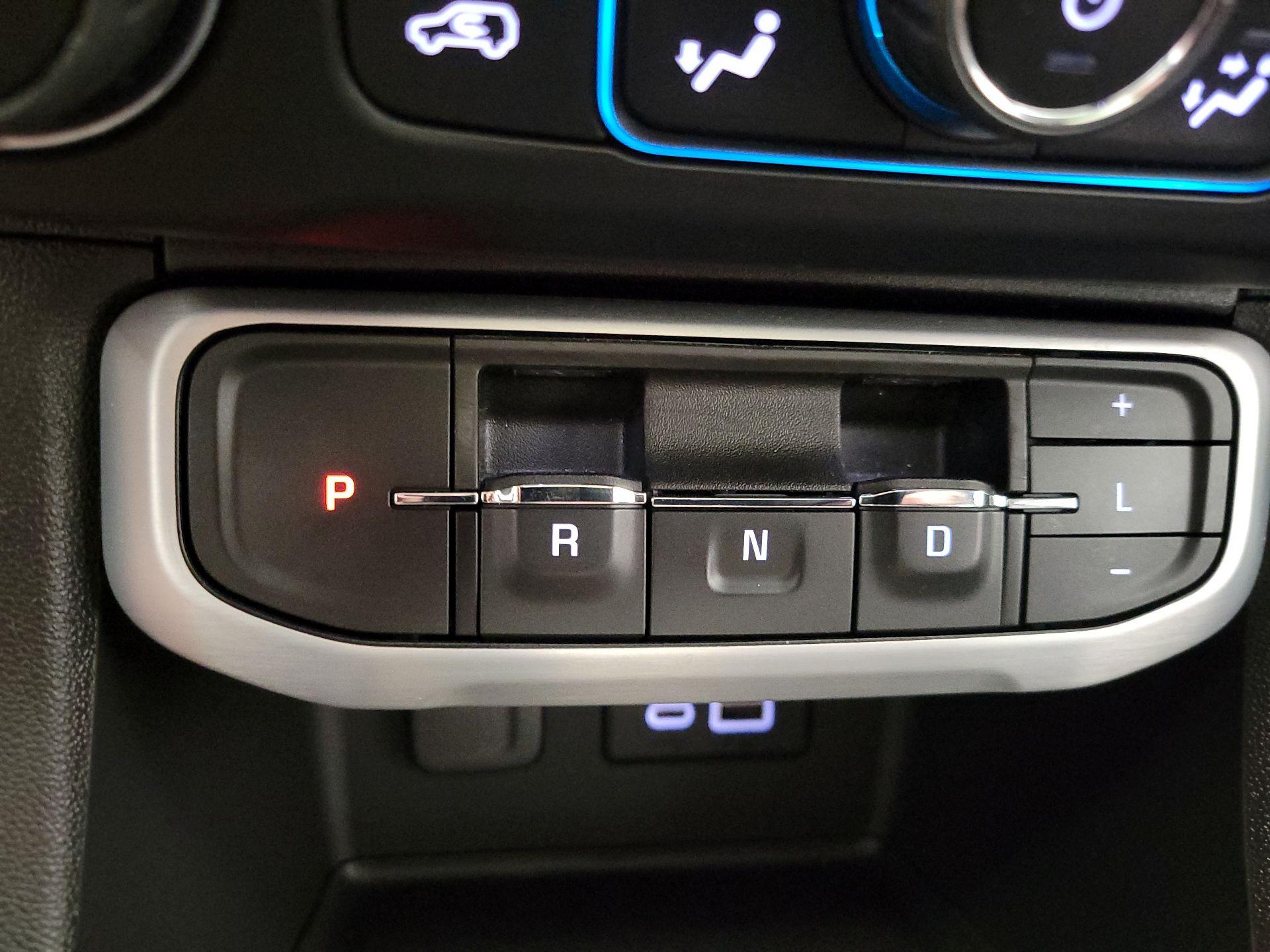 Thumbnail: 2021 GMC Acadia - 16
