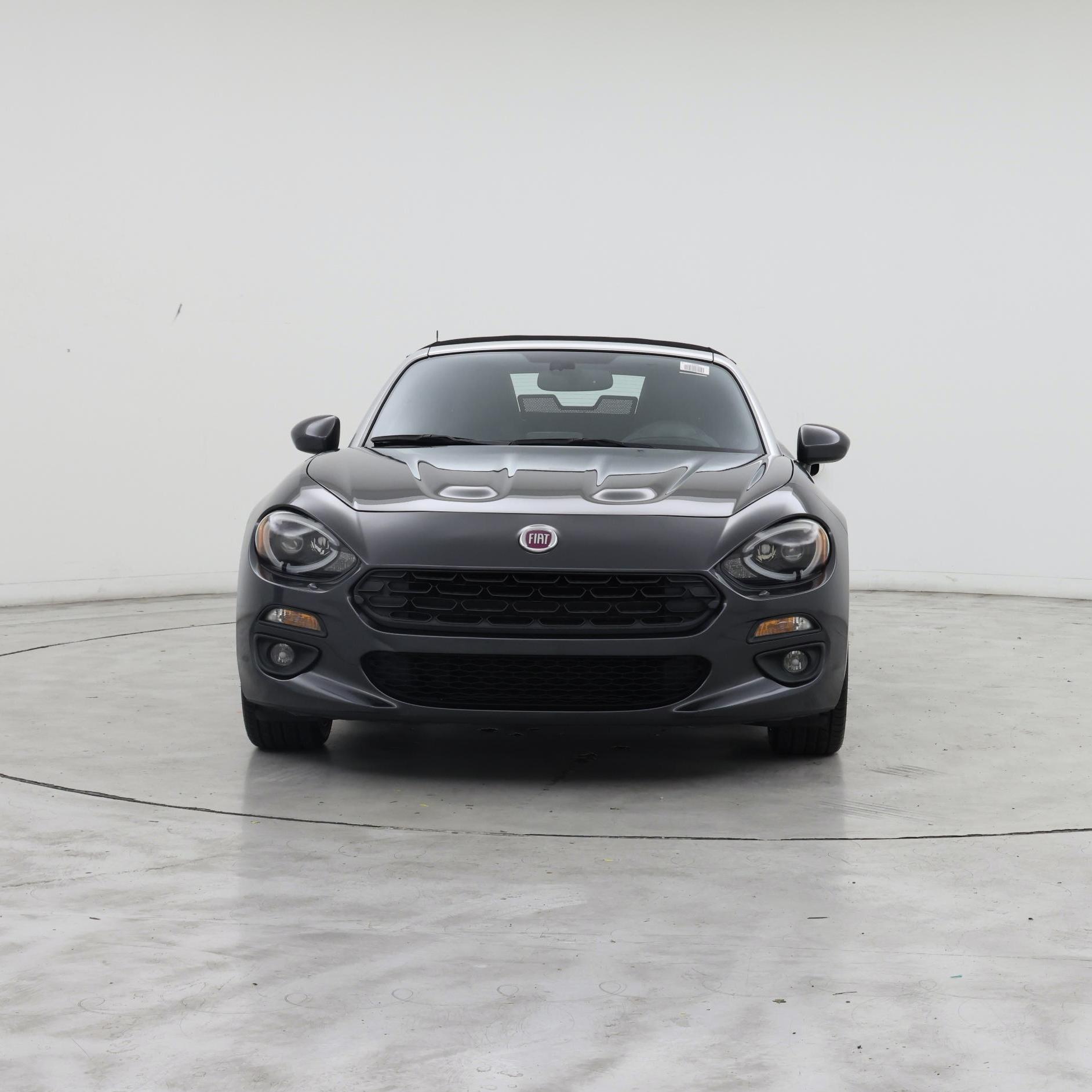 Thumbnail: 2017 Fiat 124 Spider - 5