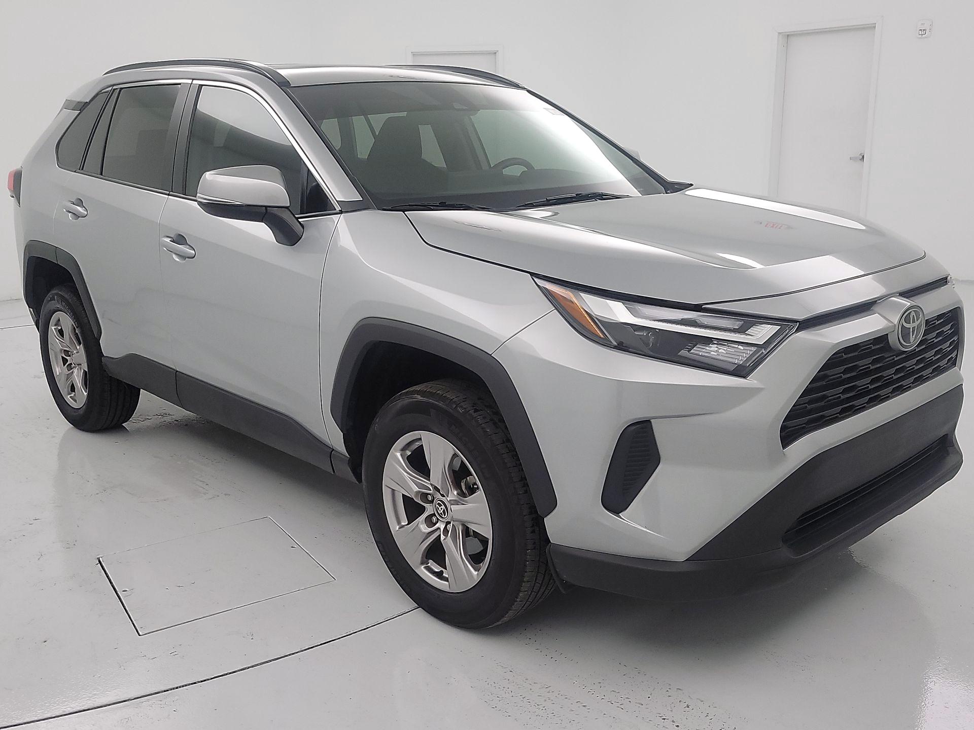 Thumbnail: 2022 Toyota RAV4 - 1
