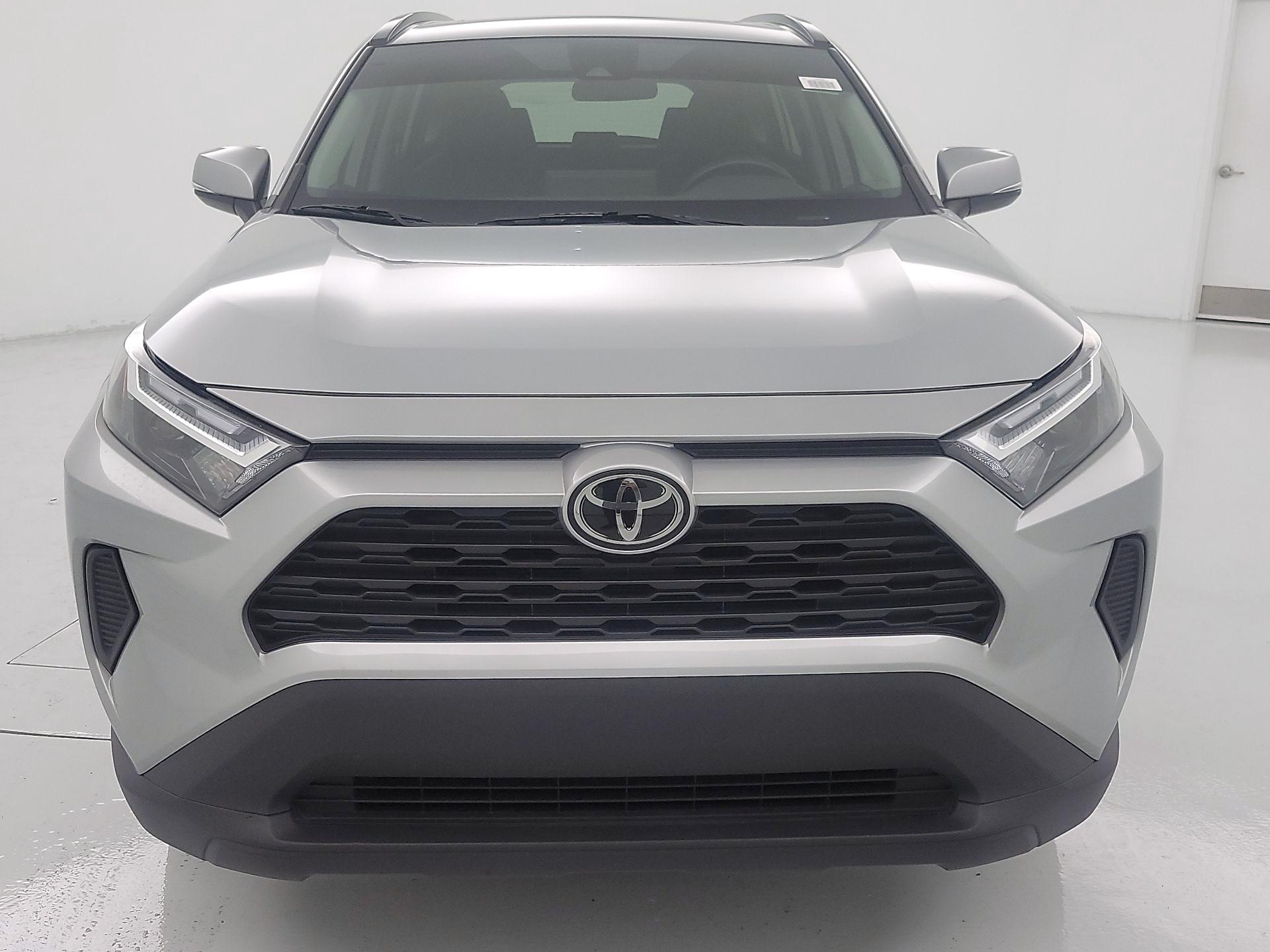 Thumbnail: 2022 Toyota RAV4 - 2
