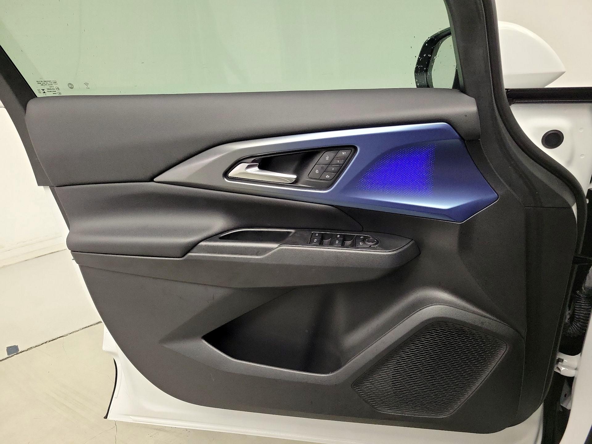 Thumbnail: 2025 Chevrolet Equinox - 12