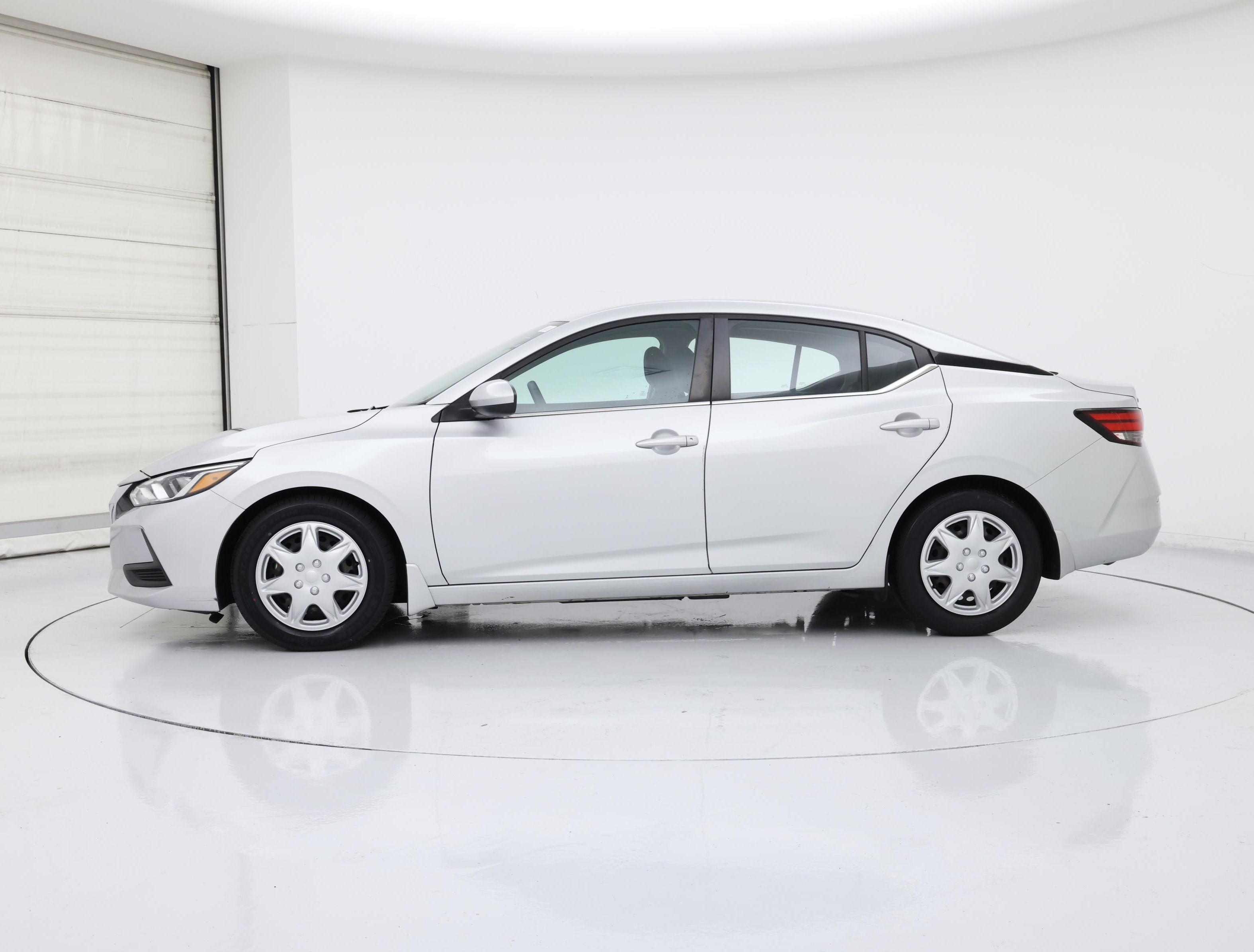 Thumbnail: 2021 Nissan Sentra - 3