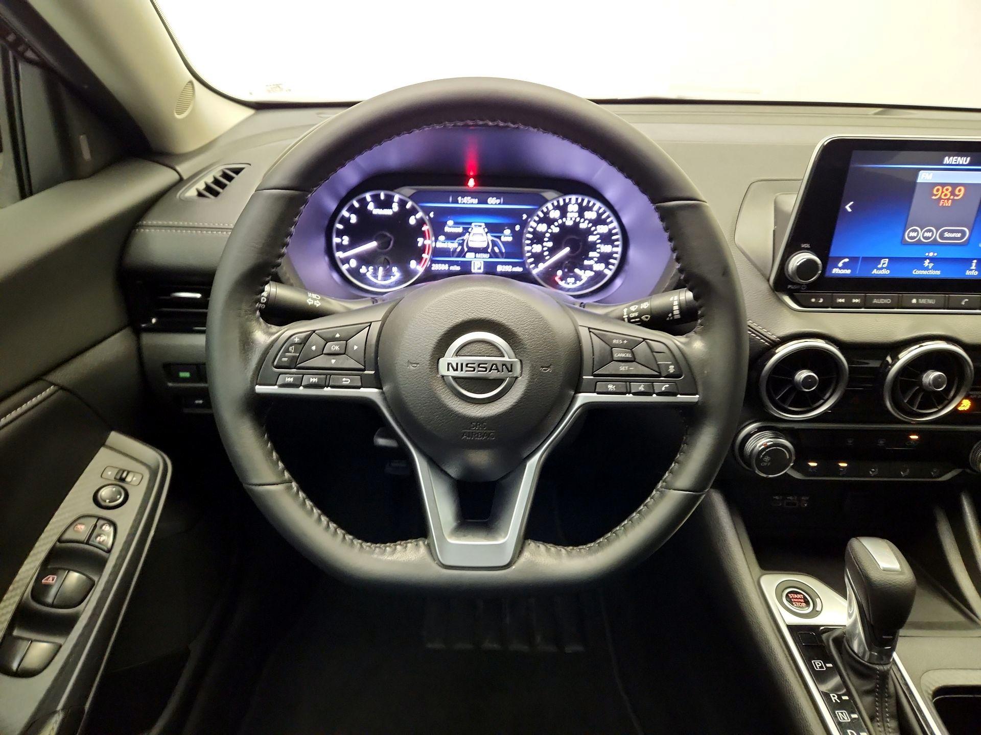 Thumbnail: 2022 Nissan Sentra - 10