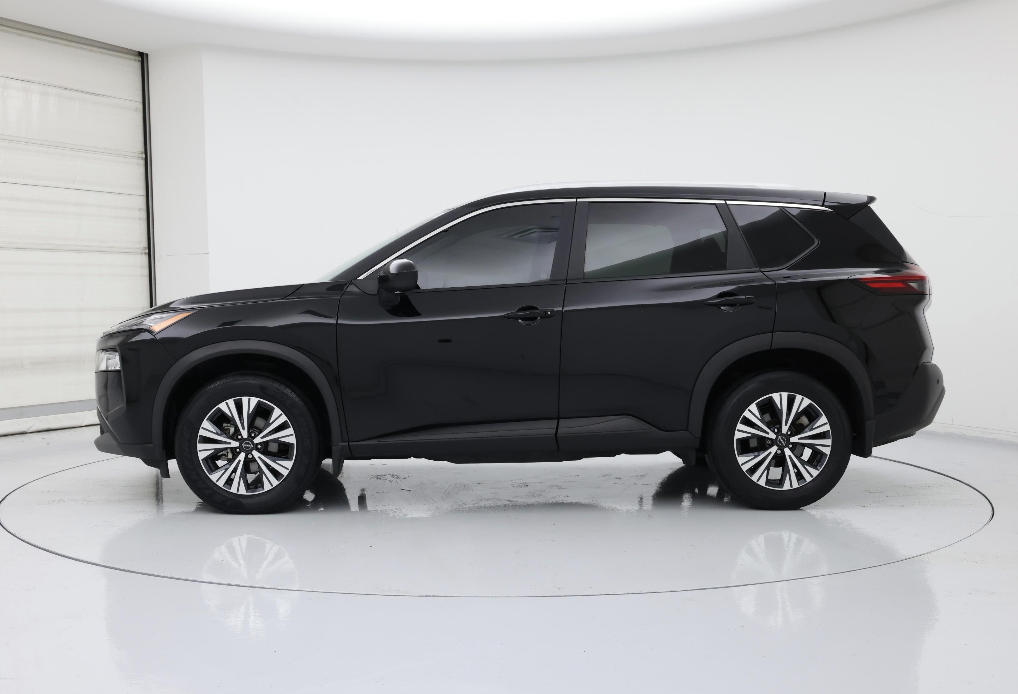 Thumbnail: 2023 Nissan Rogue - 3