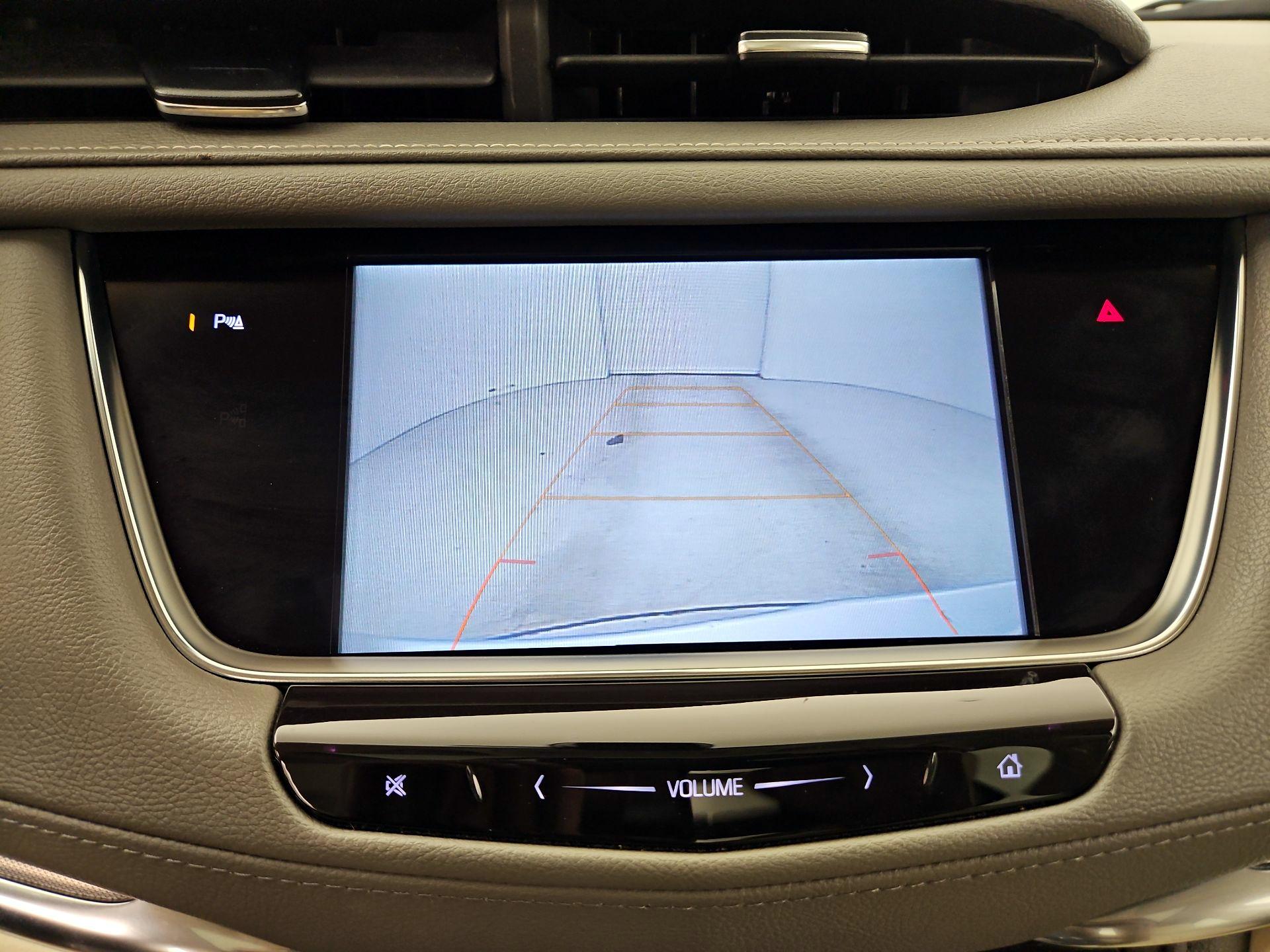 Thumbnail: 2019 Cadillac XT5 - 14