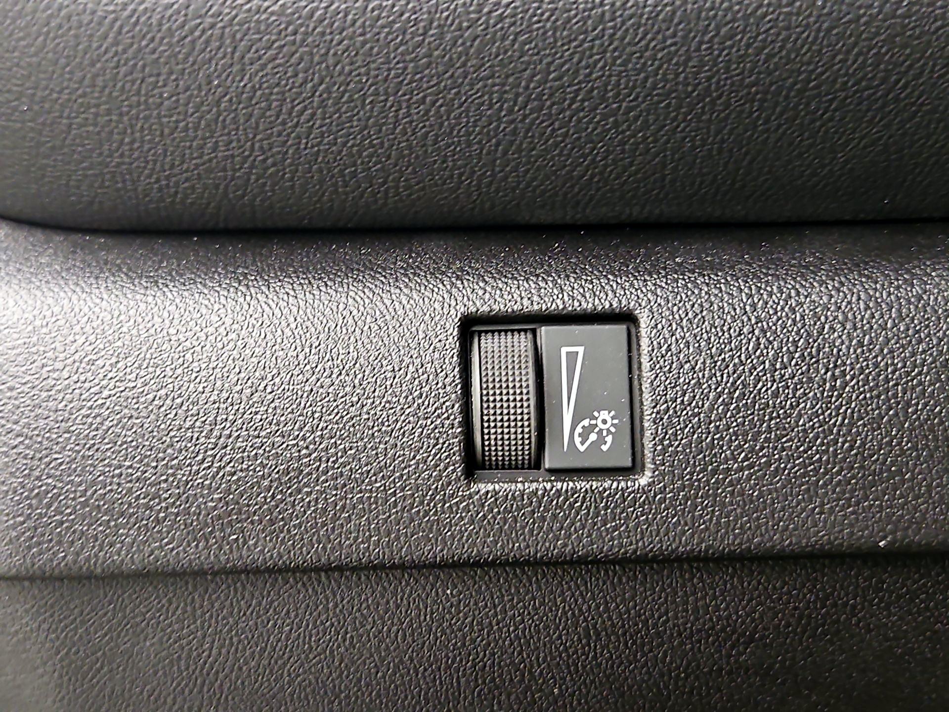 Thumbnail: 2025 Chevrolet Colorado - 13