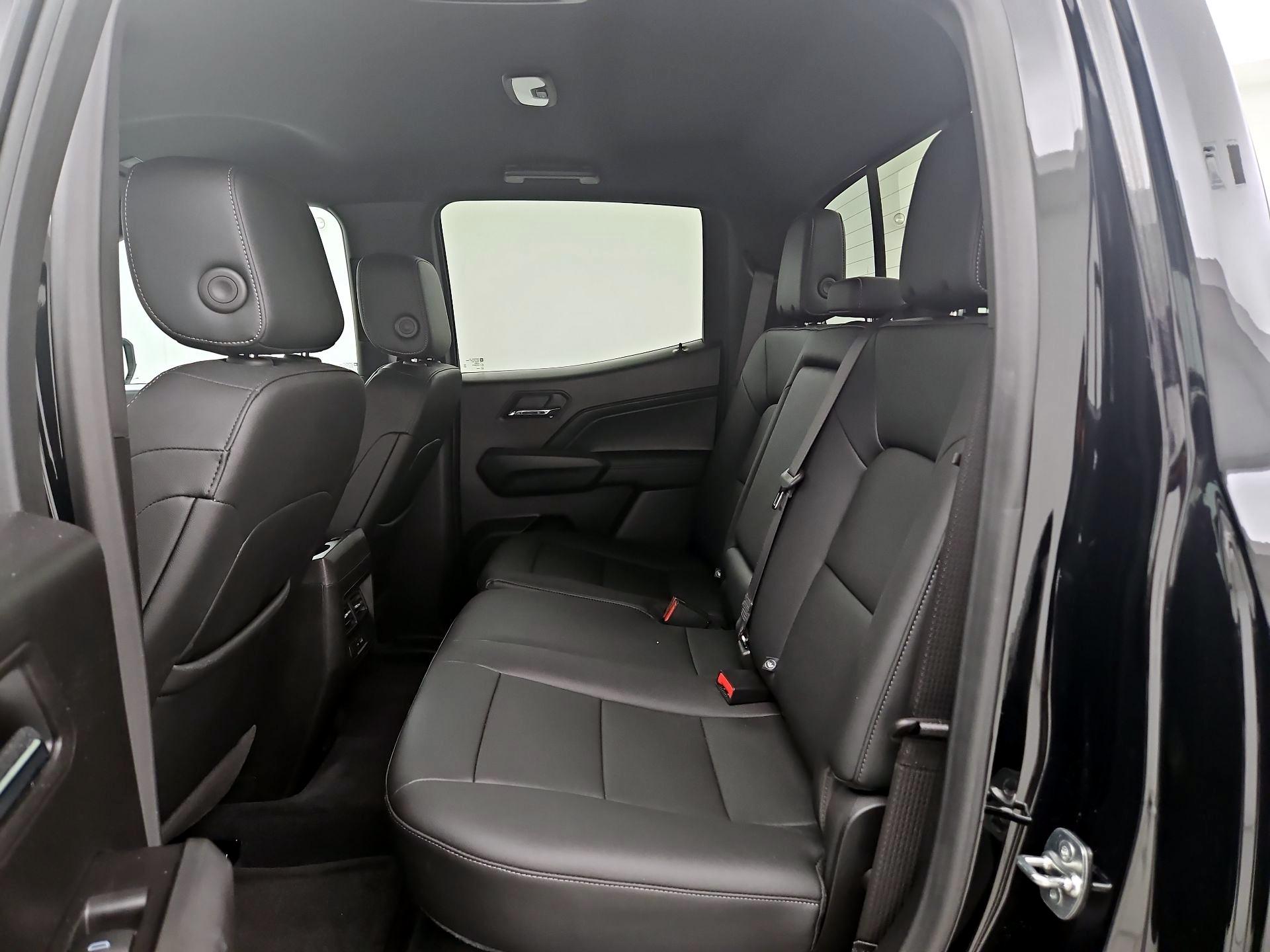 Thumbnail: 2025 Chevrolet Colorado - 20