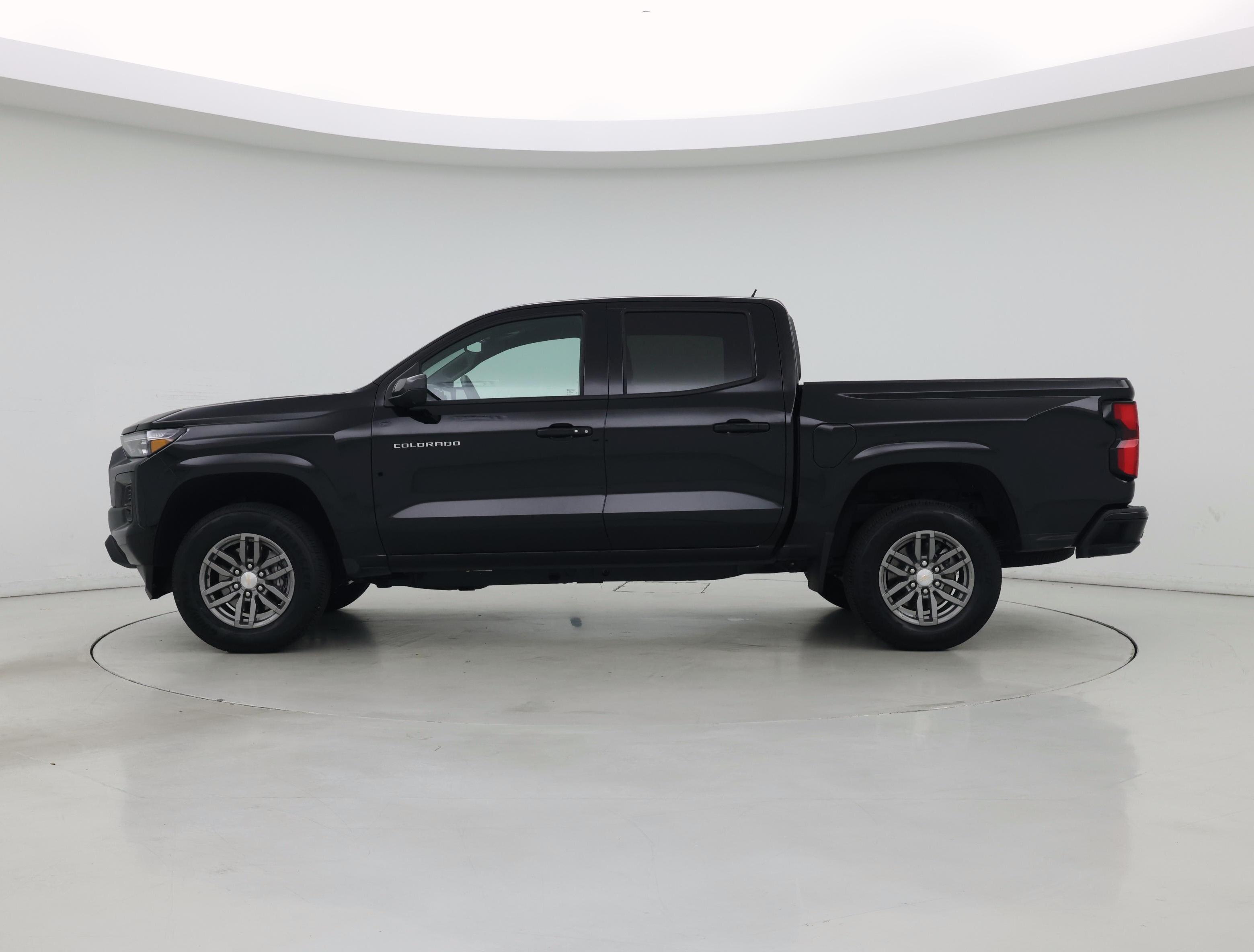 Thumbnail: 2025 Chevrolet Colorado - 3