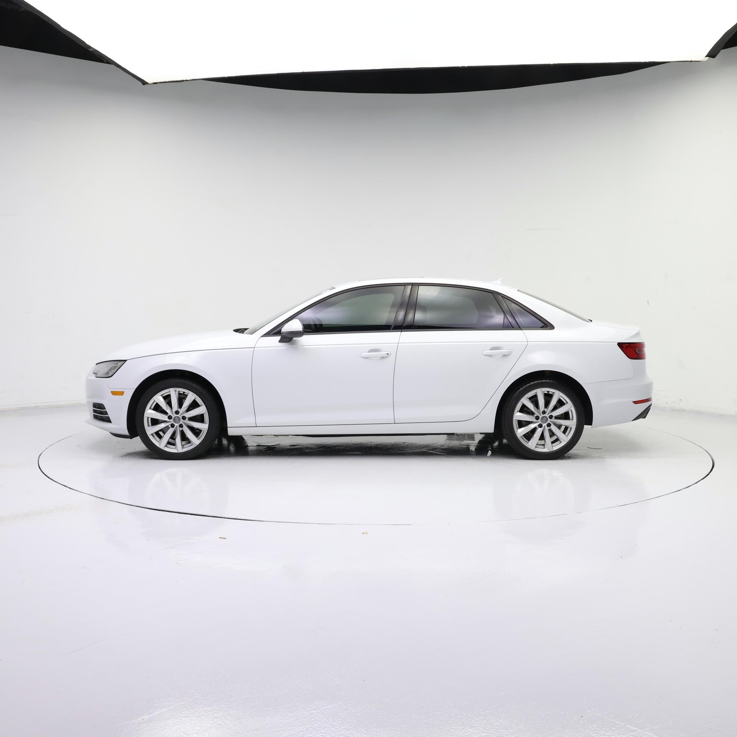 Thumbnail: 2017 Audi A4 - 3
