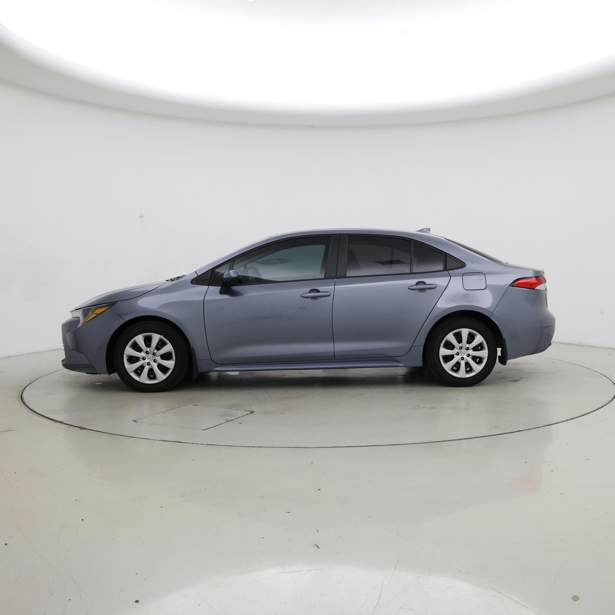 Thumbnail: 2025 Toyota Corolla - 3