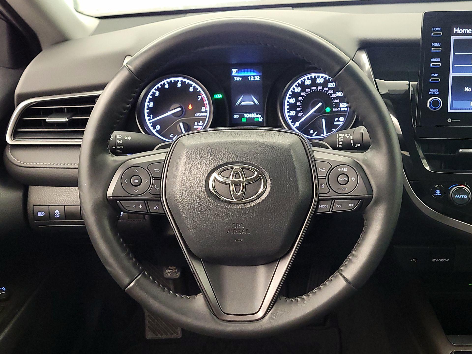 Thumbnail: 2023 Toyota Camry - 10