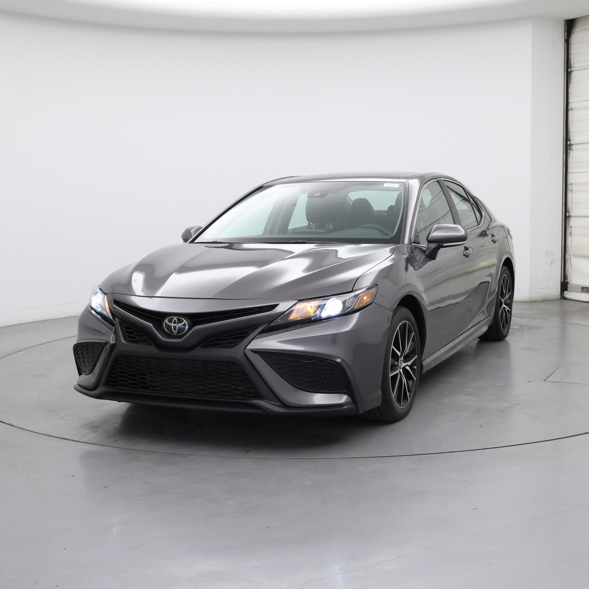 Thumbnail: 2023 Toyota Camry - 4