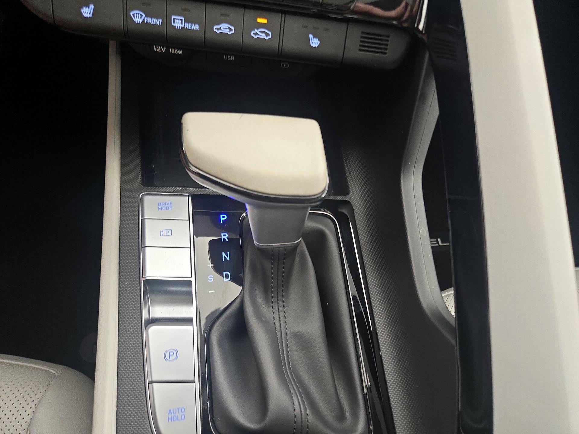 Thumbnail: 2023 Hyundai Elantra - 18