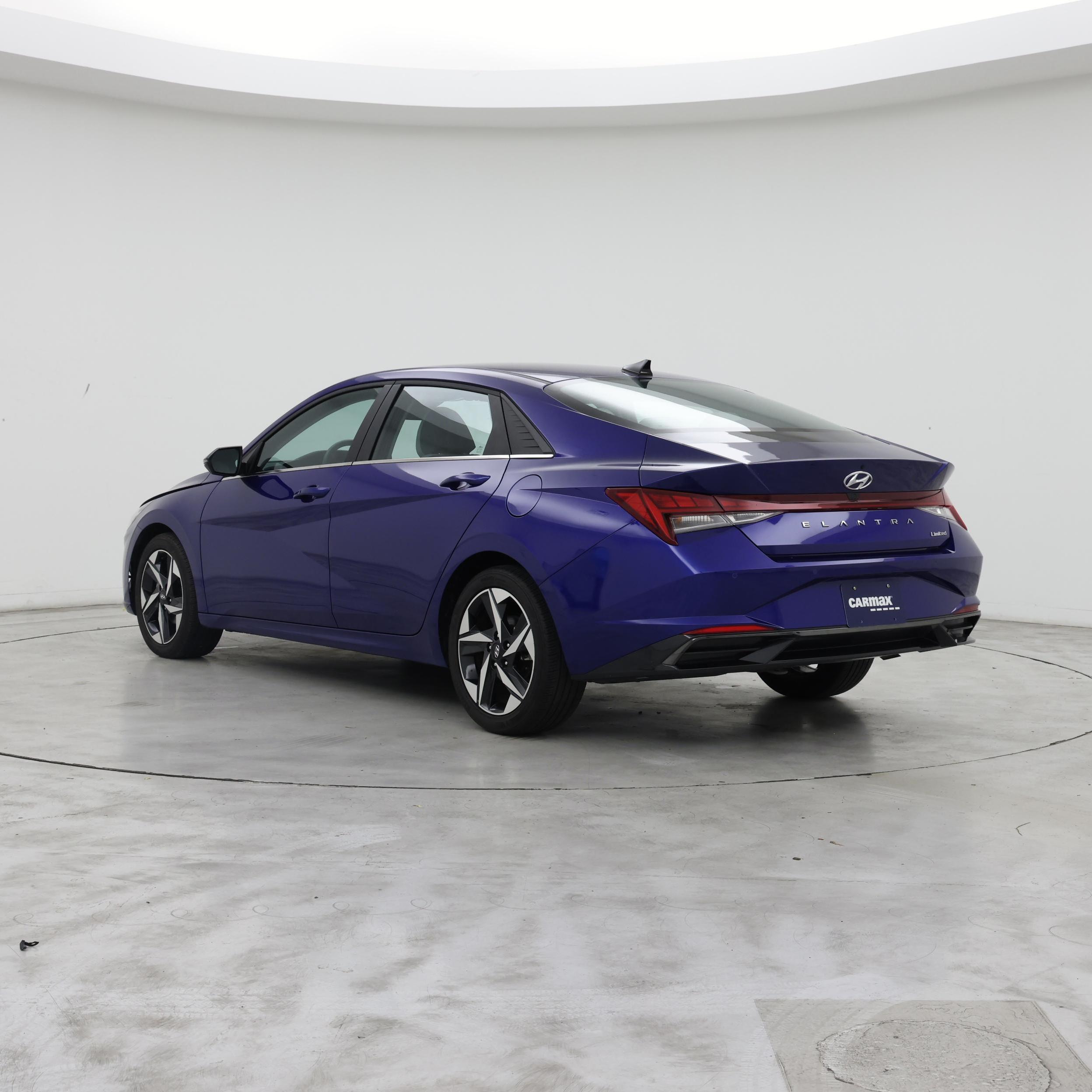 Thumbnail: 2023 Hyundai Elantra - 2