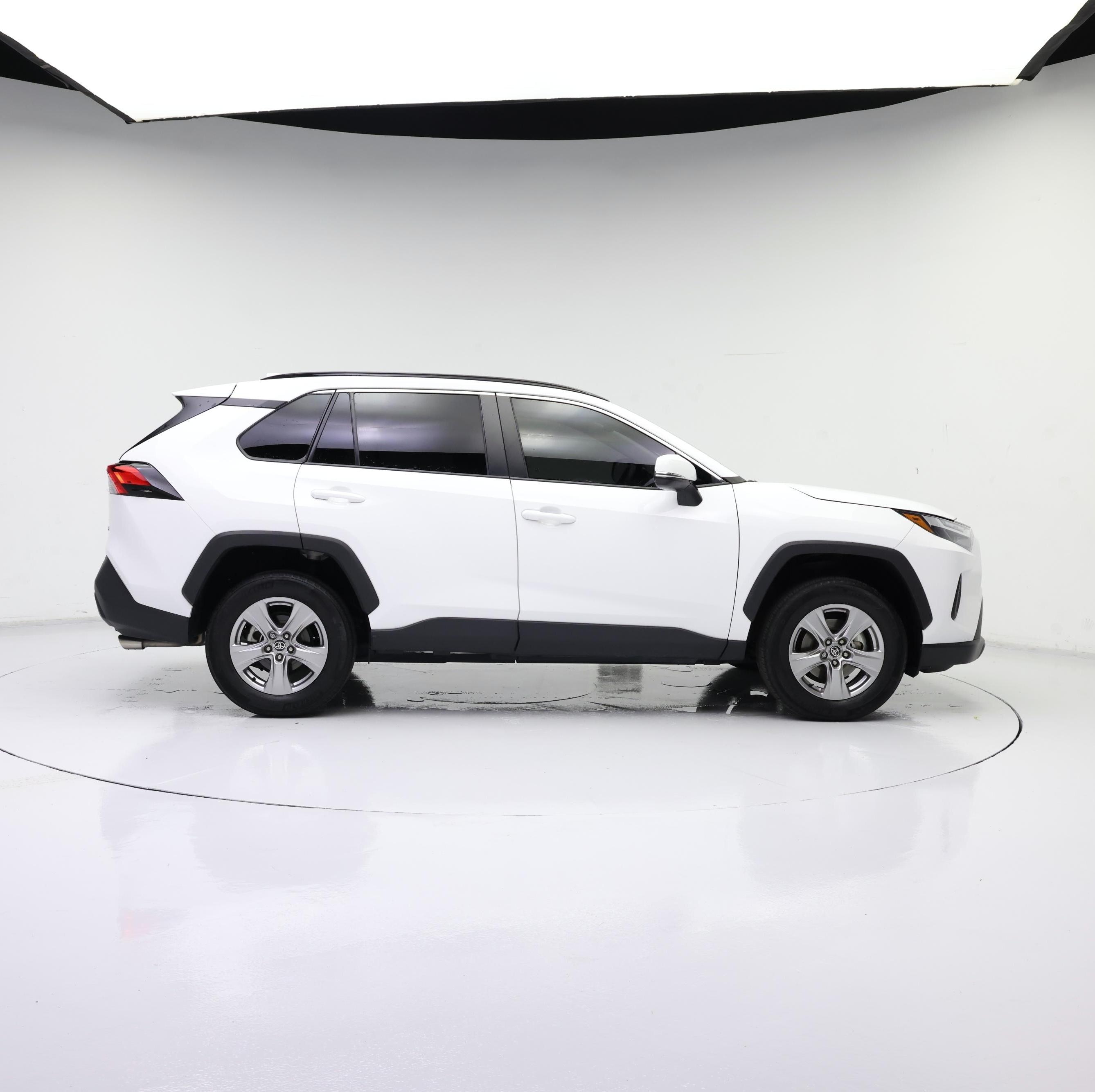 Thumbnail: 2023 Toyota RAV4 - 7