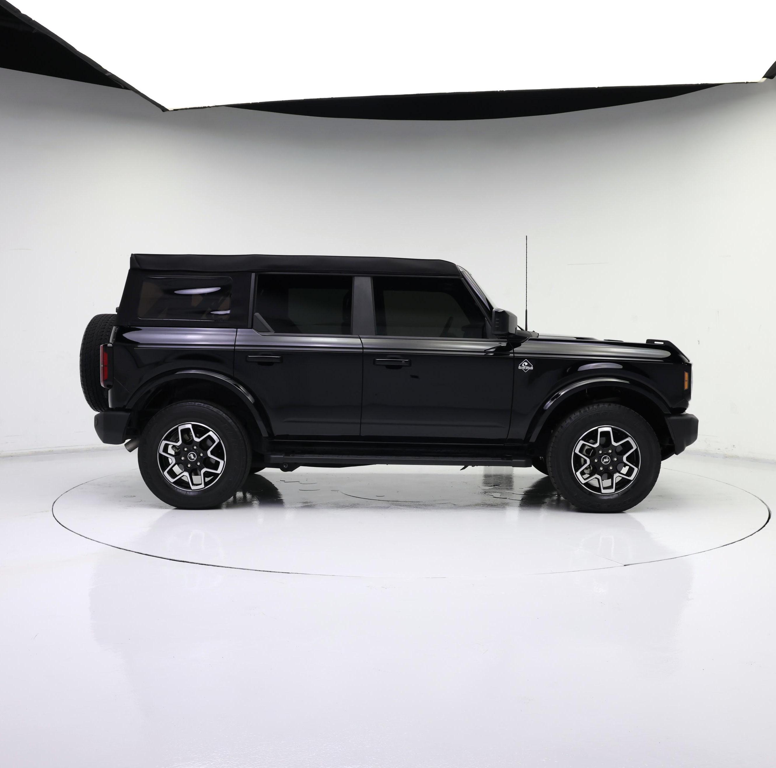 Thumbnail: 2023 Ford Bronco - 7