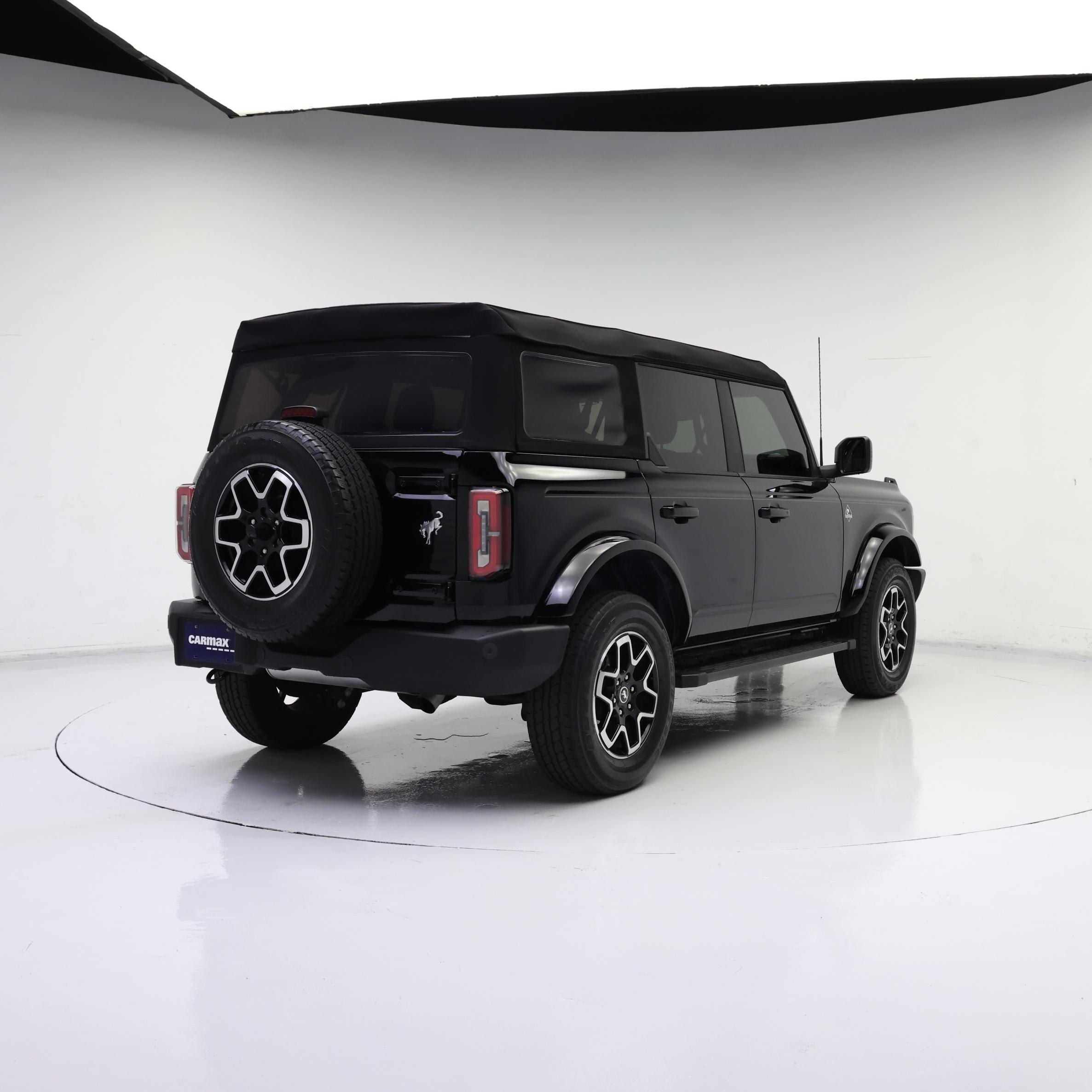 Thumbnail: 2023 Ford Bronco - 8