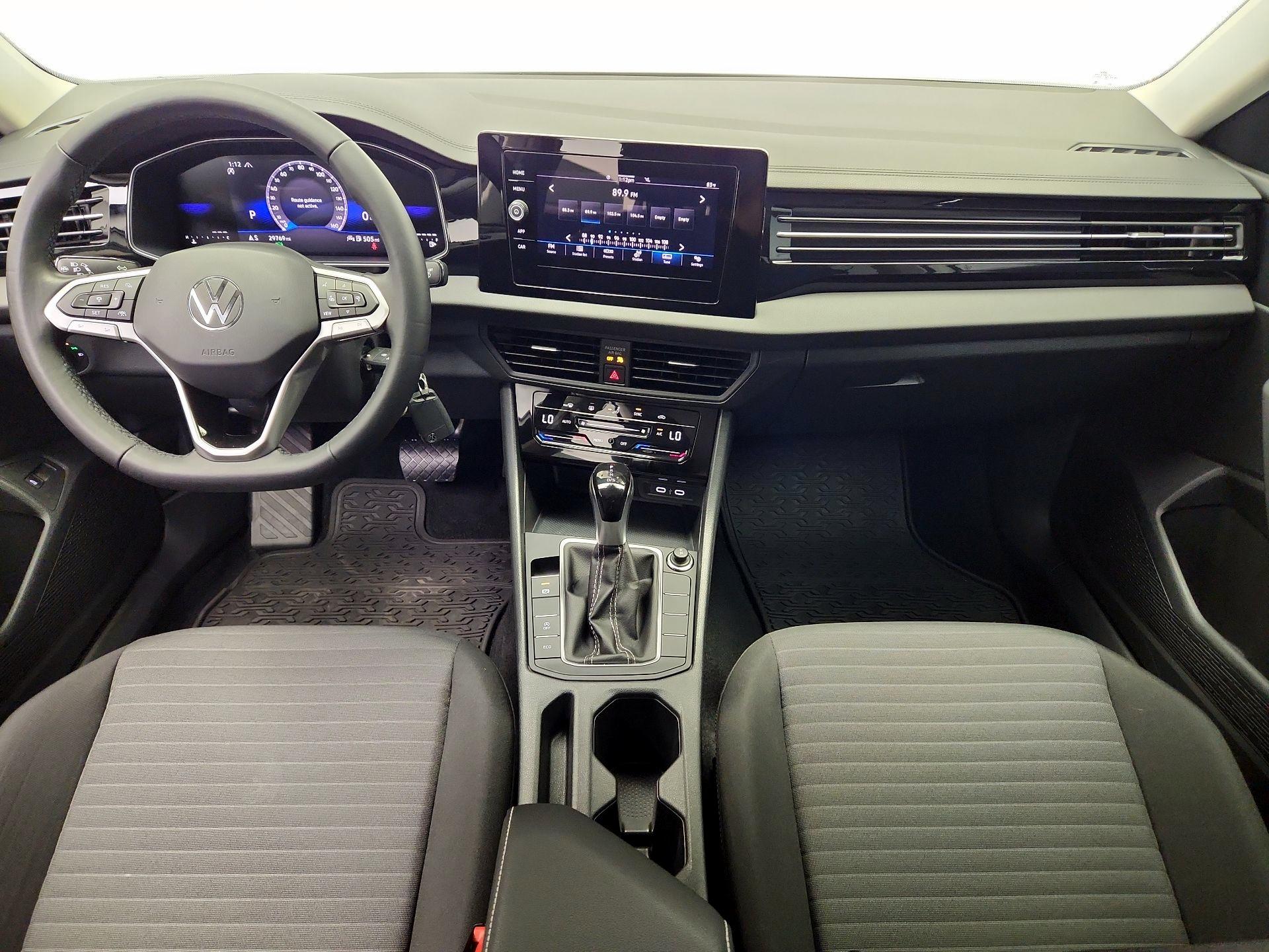 Thumbnail: 2025 Volkswagen Jetta - 9
