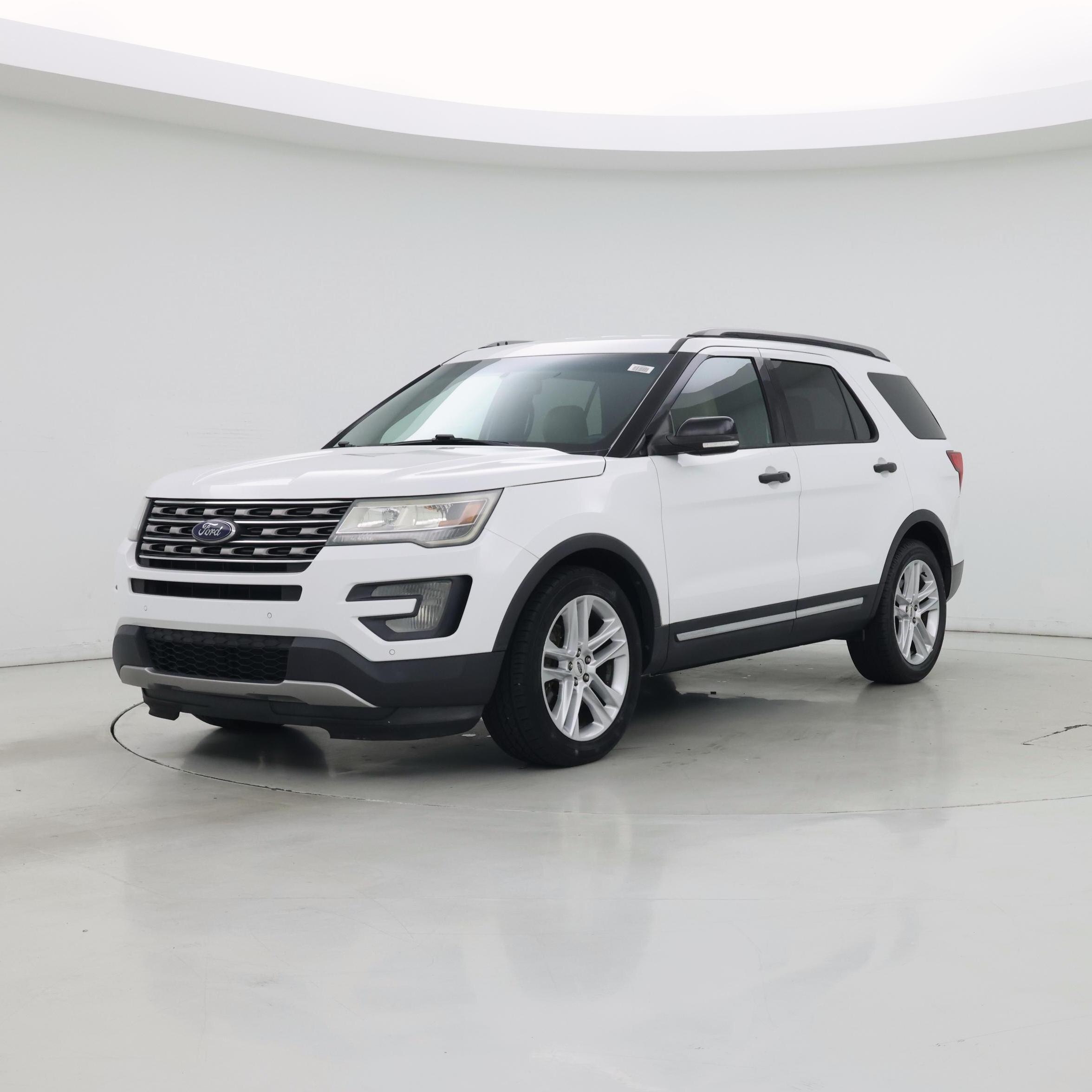 Thumbnail: 2016 Ford Explorer - 4