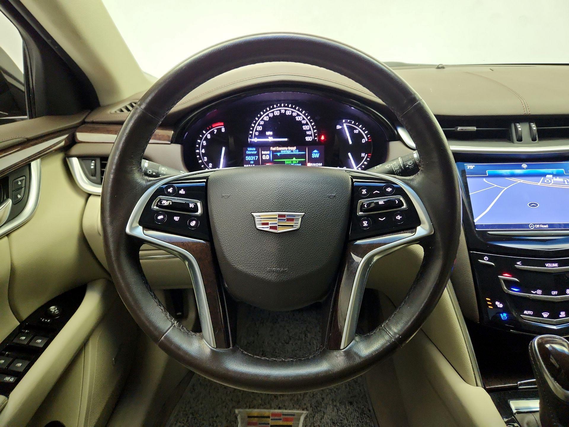 Thumbnail: 2017 Cadillac XTS - 10