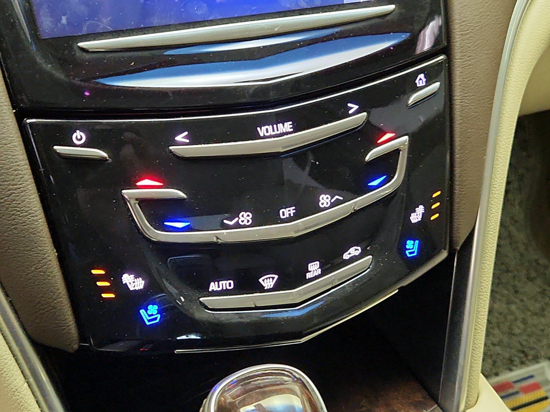 Thumbnail: 2017 Cadillac XTS - 17