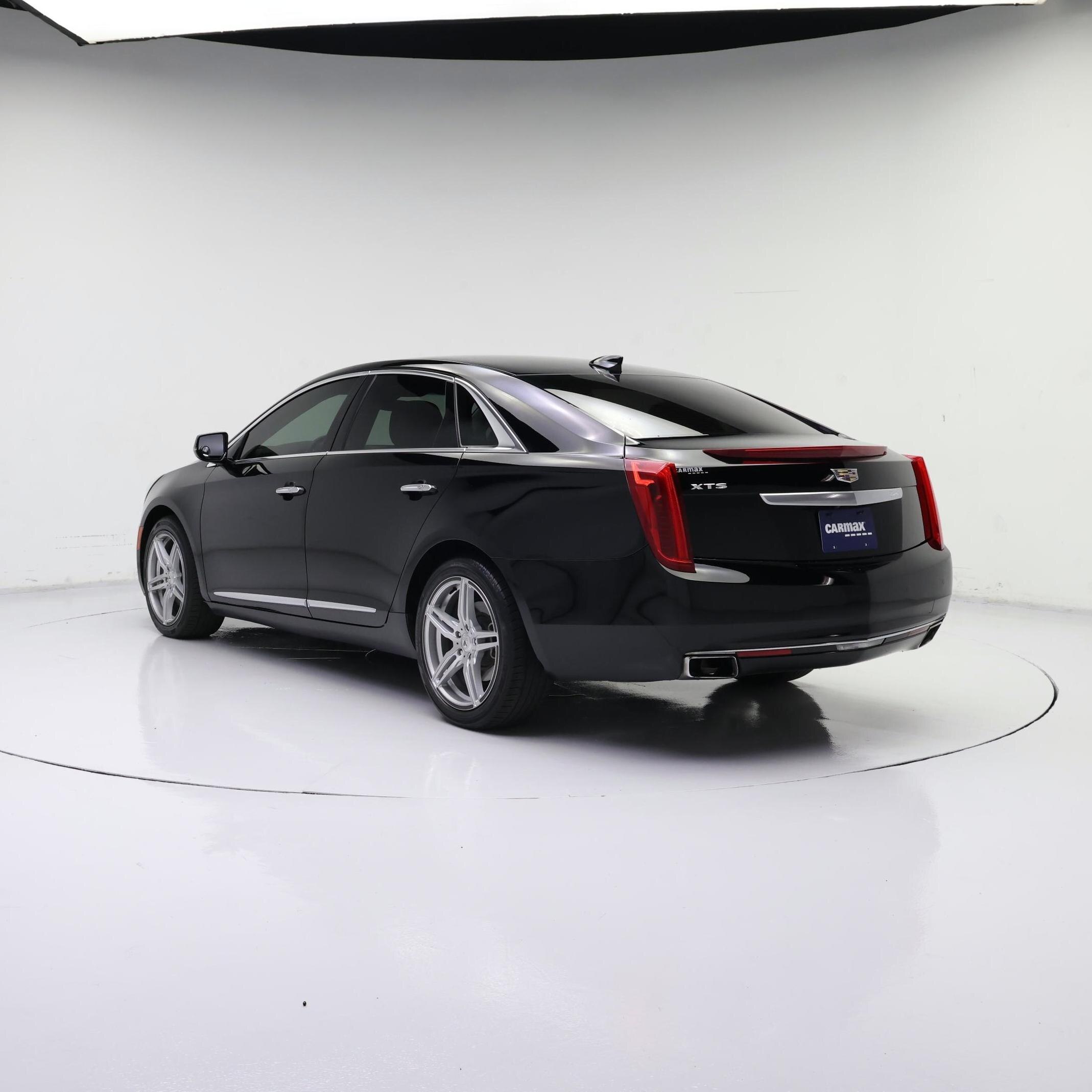 Thumbnail: 2017 Cadillac XTS - 2
