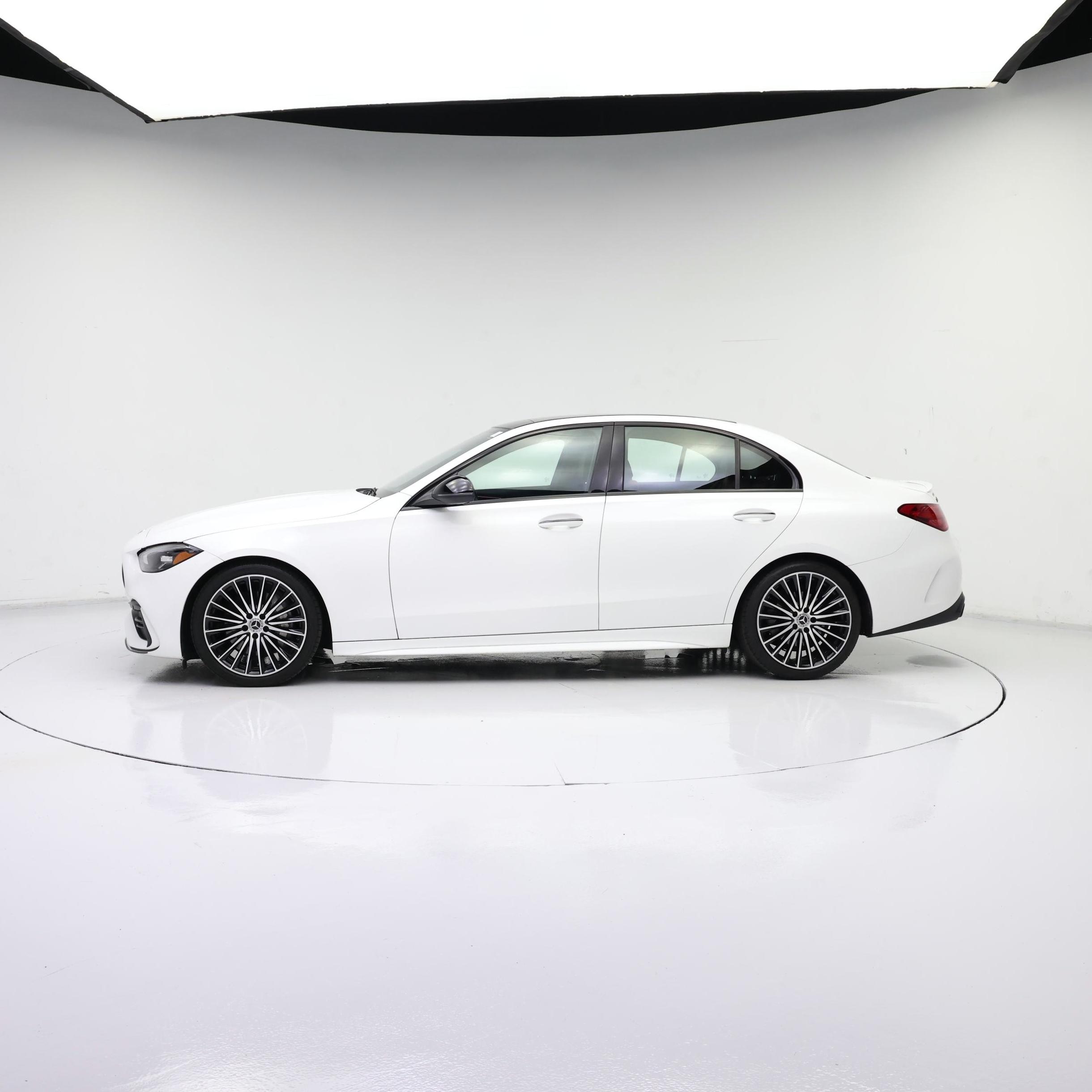 Thumbnail: 2023 Mercedes-Benz C-Class - 3