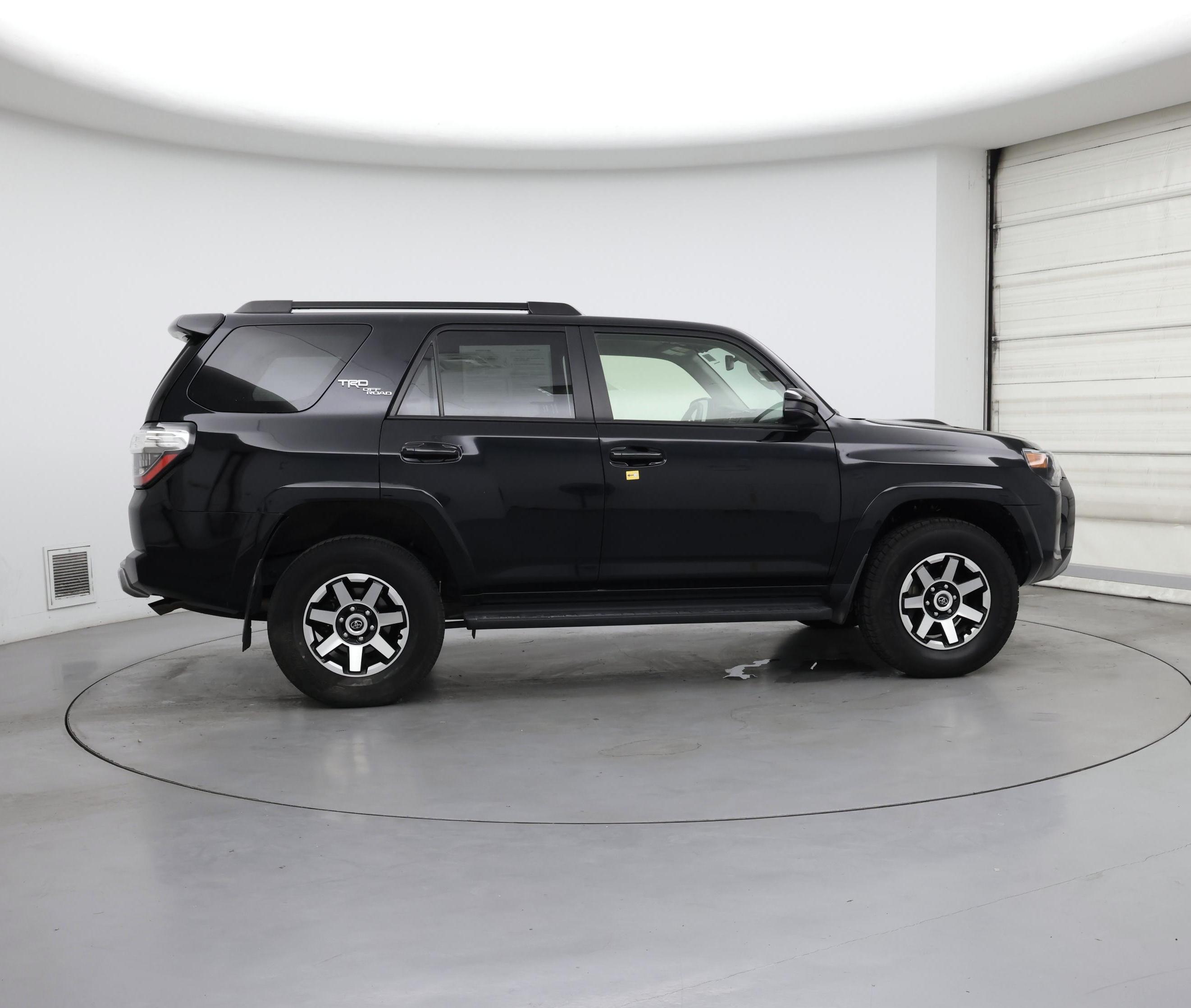 Thumbnail: 2024 Toyota 4Runner - 7