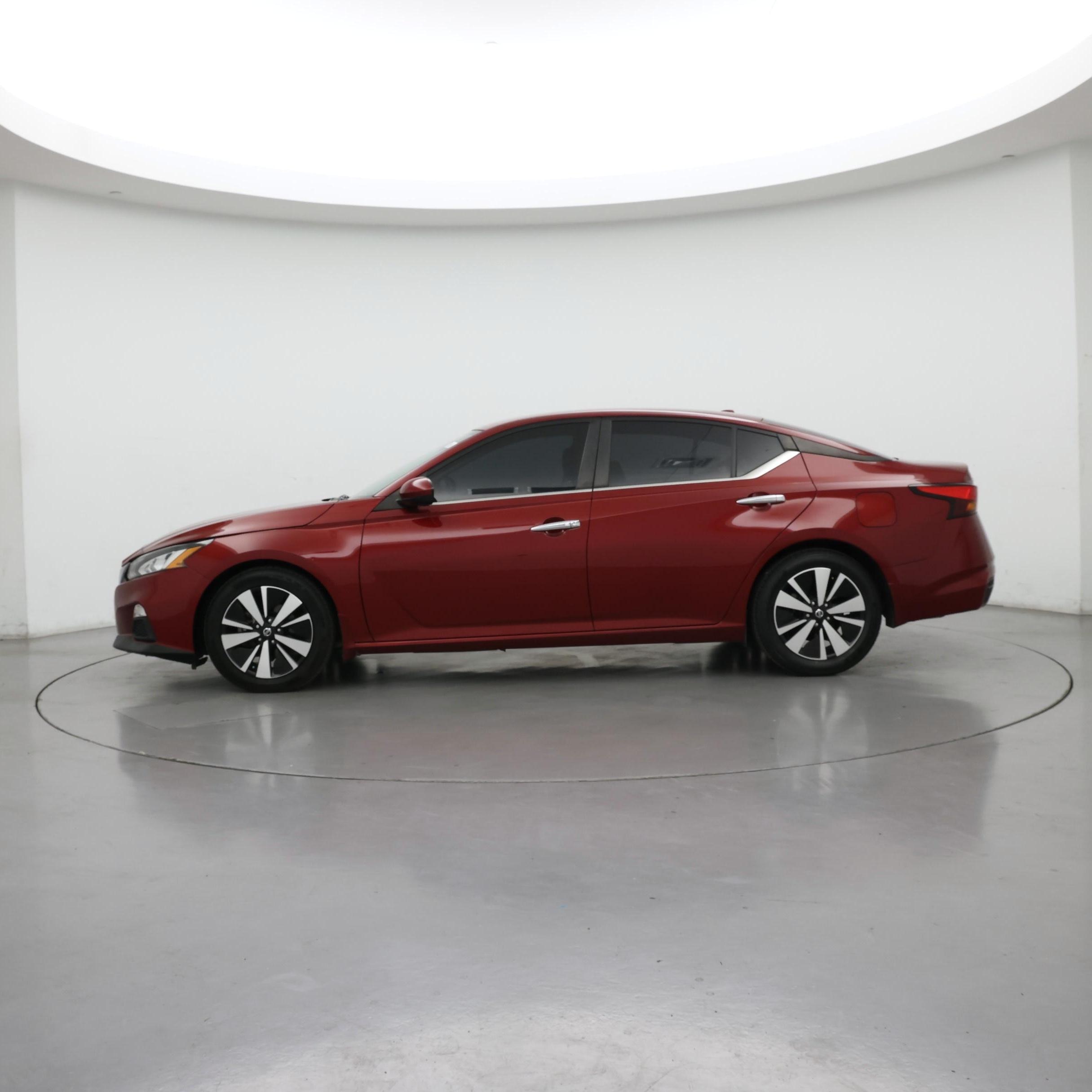 Thumbnail: 2022 Nissan Altima - 3