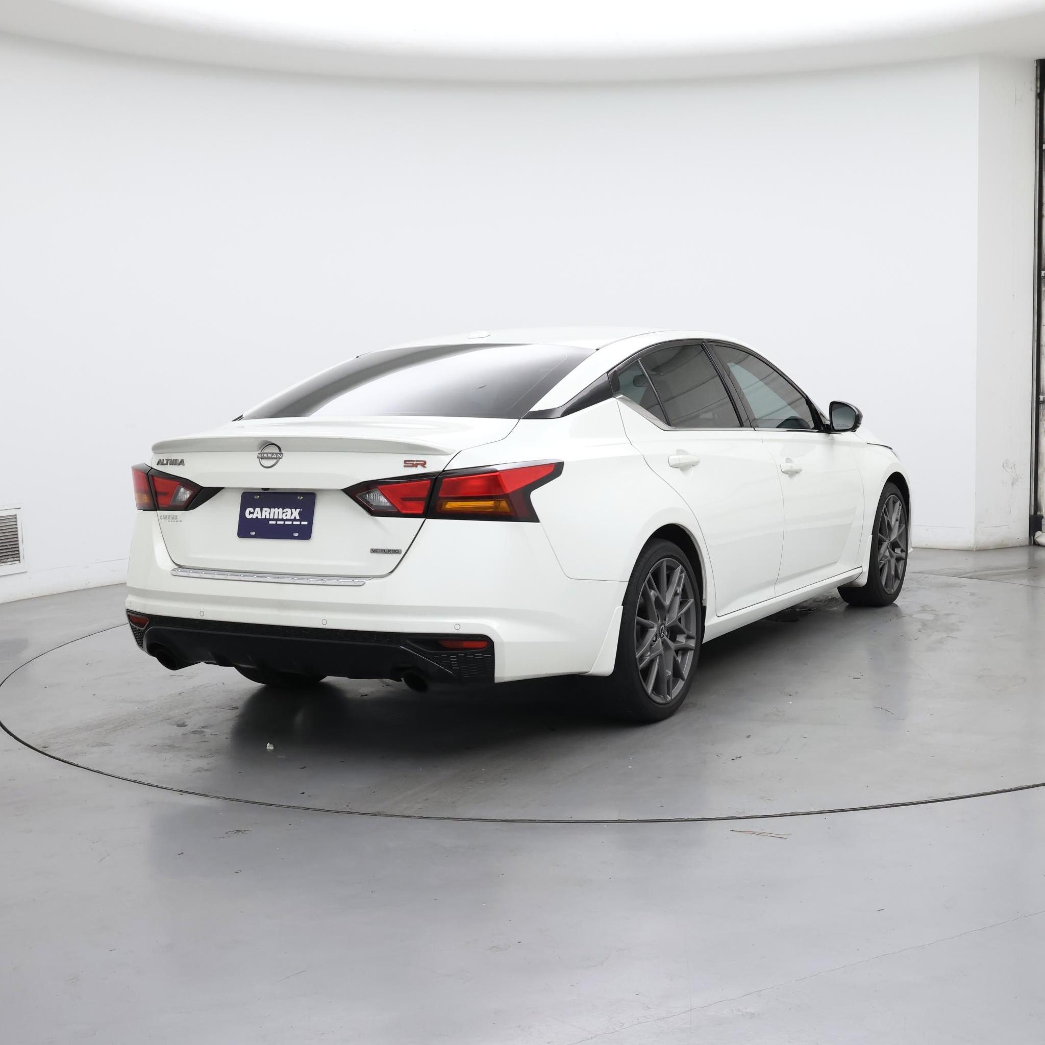 Thumbnail: 2023 Nissan Altima - 8