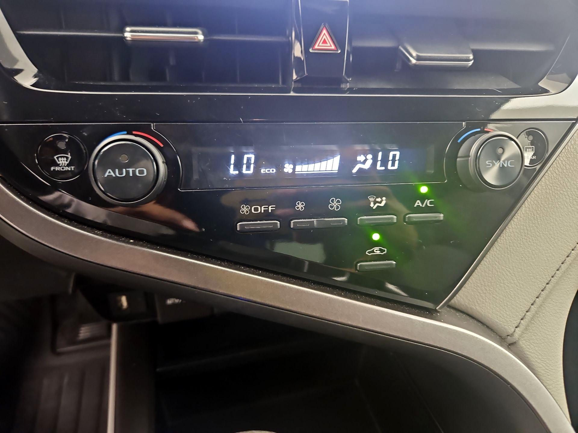 Thumbnail: 2023 Toyota Camry - 16
