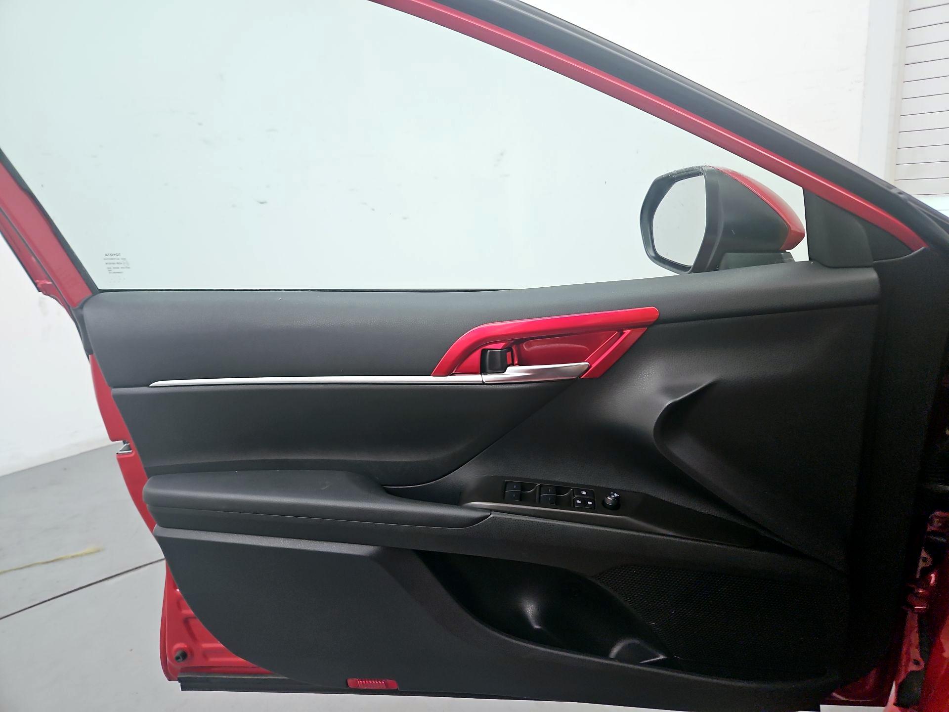 Thumbnail: 2023 Toyota Camry - 12