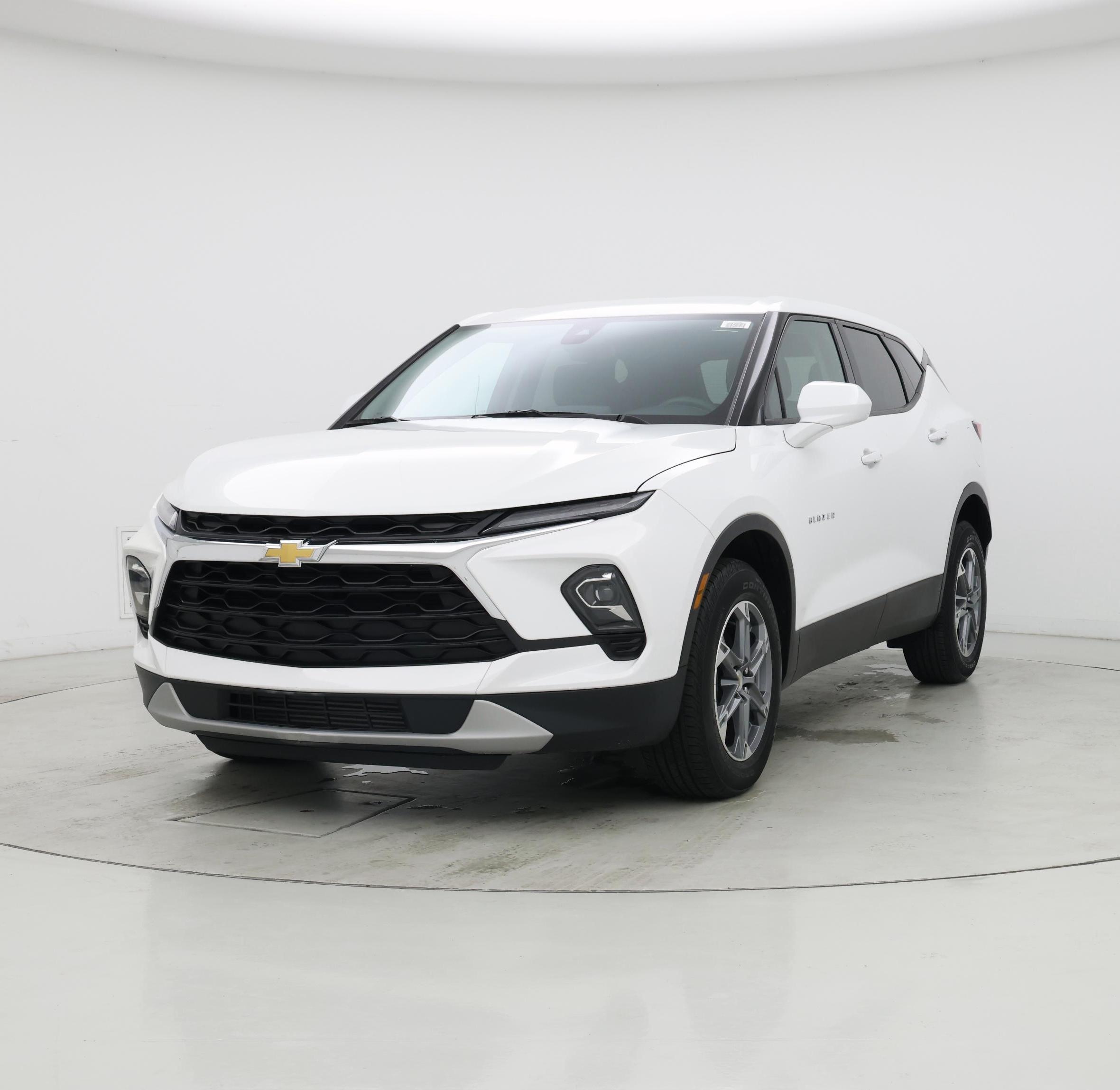 Thumbnail: 2023 Chevrolet Blazer - 4