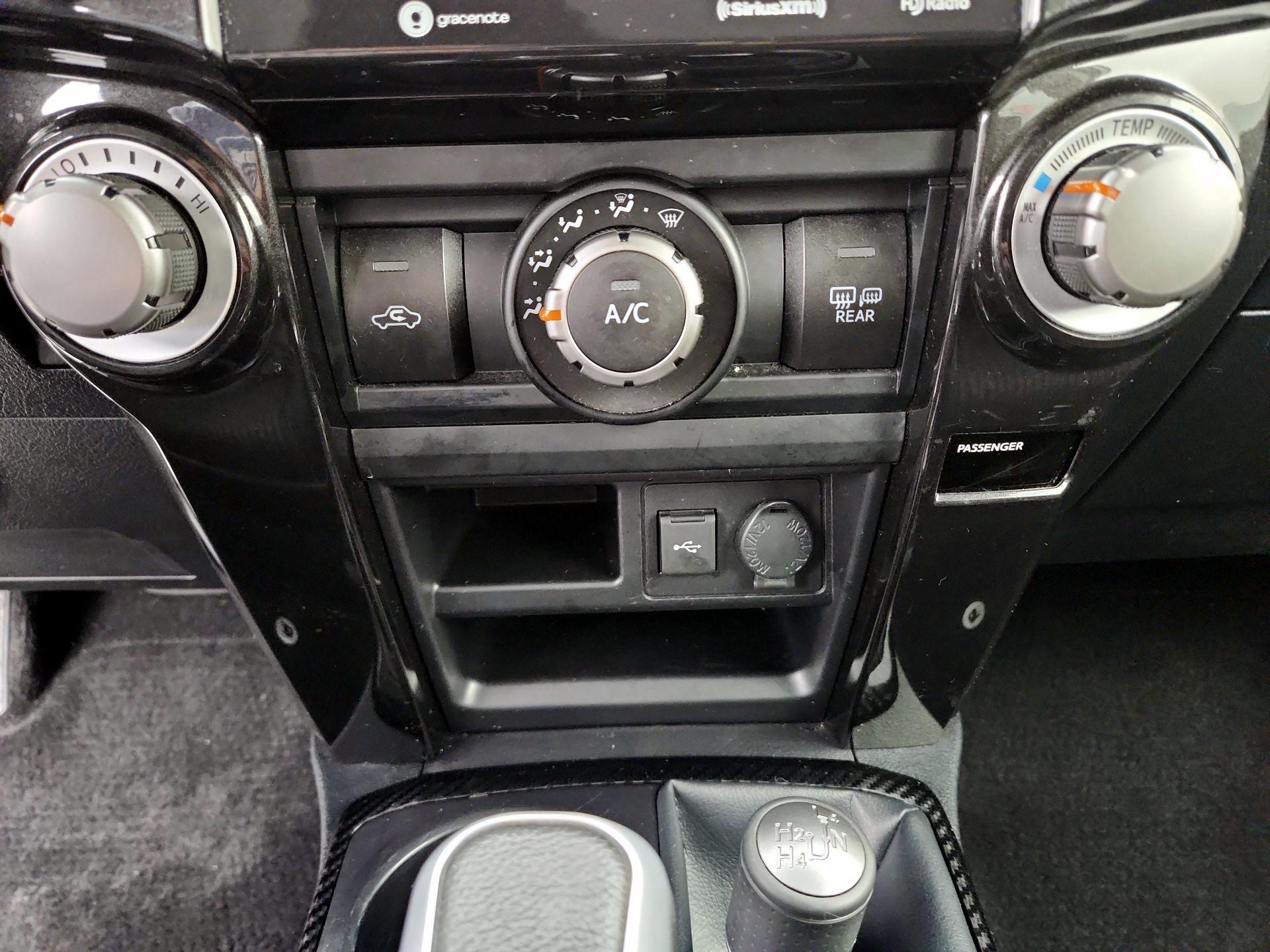 Thumbnail: 2024 Toyota 4Runner - 16