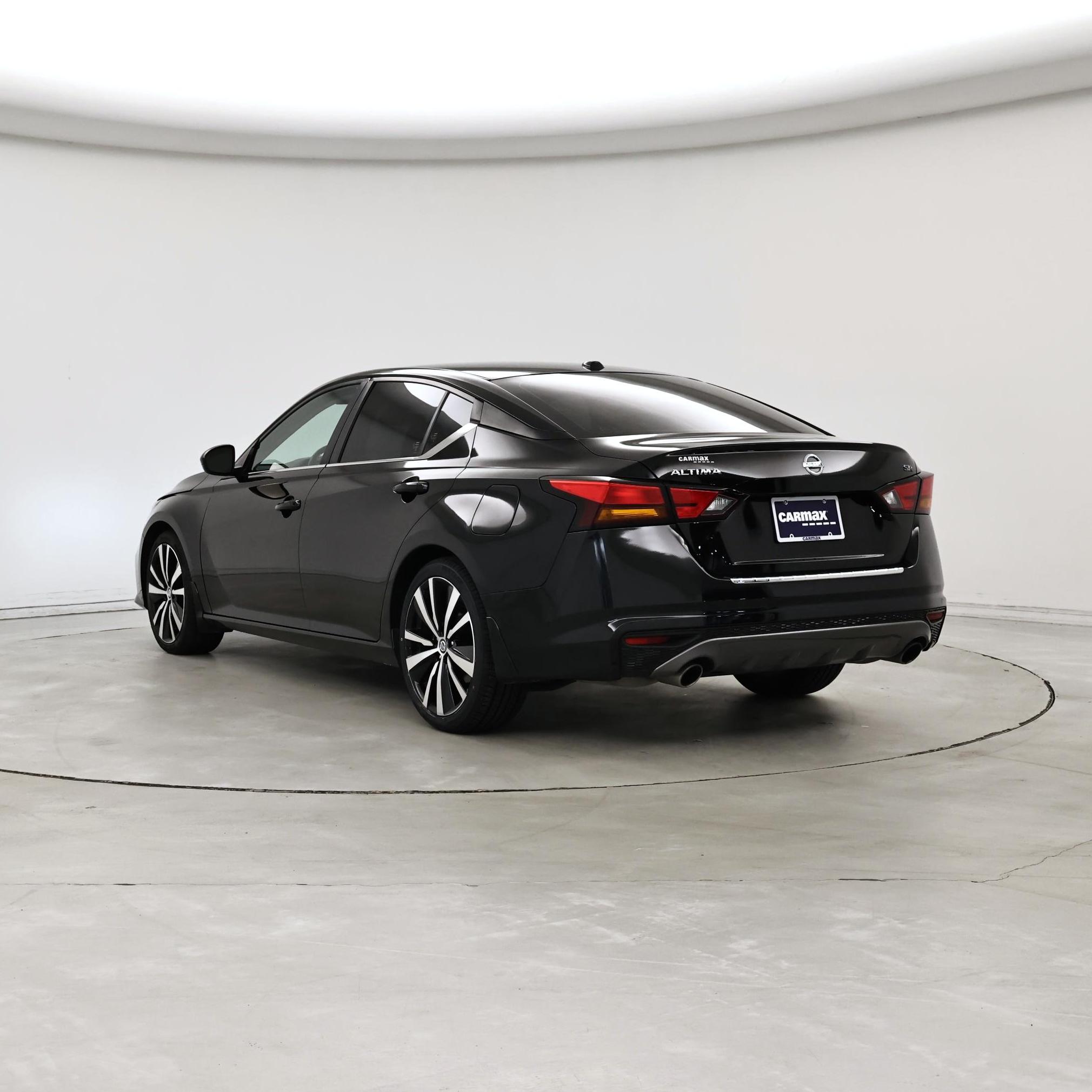 Thumbnail: 2022 Nissan Altima - 2