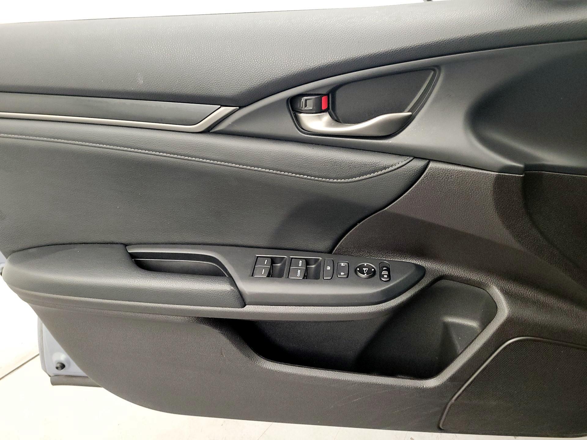 Thumbnail: 2020 Honda Civic - 12