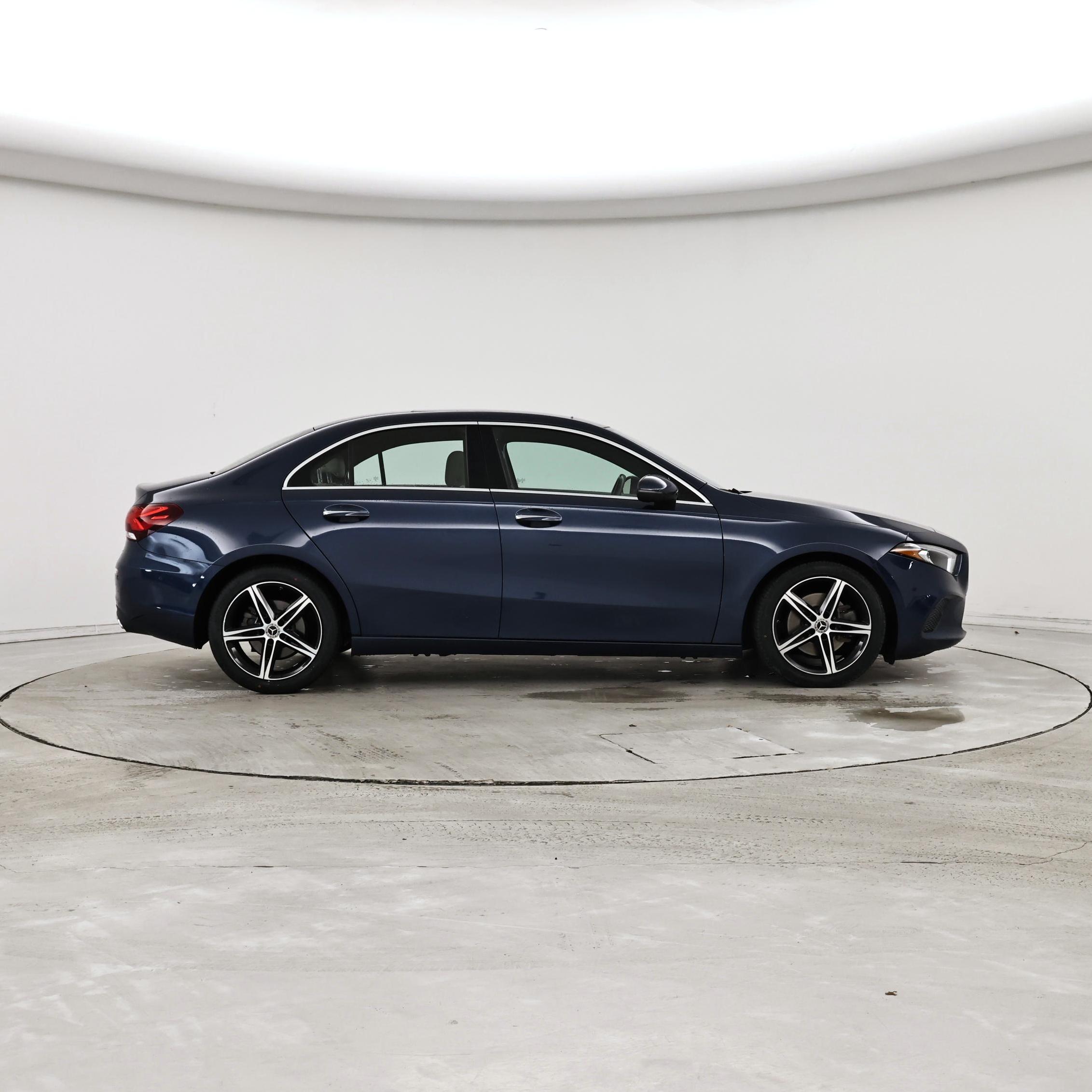 Thumbnail: 2020 Mercedes-Benz A-Class - 7