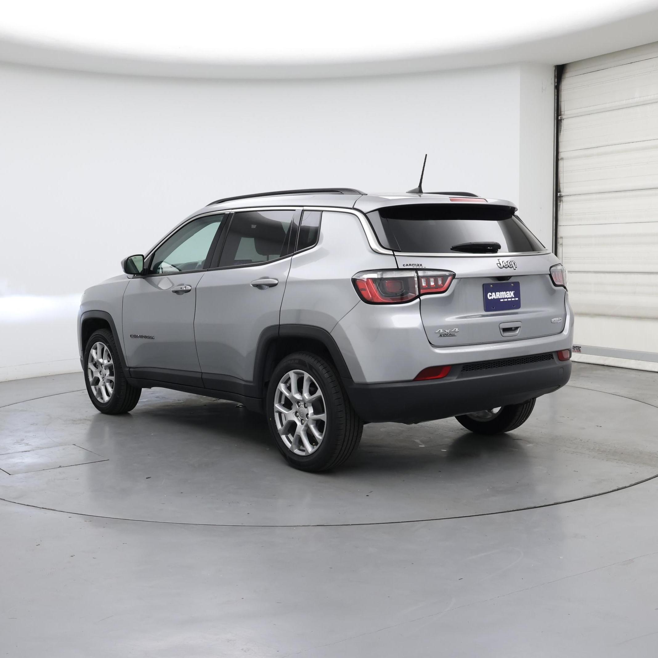 Thumbnail: 2022 Jeep Compass - 2