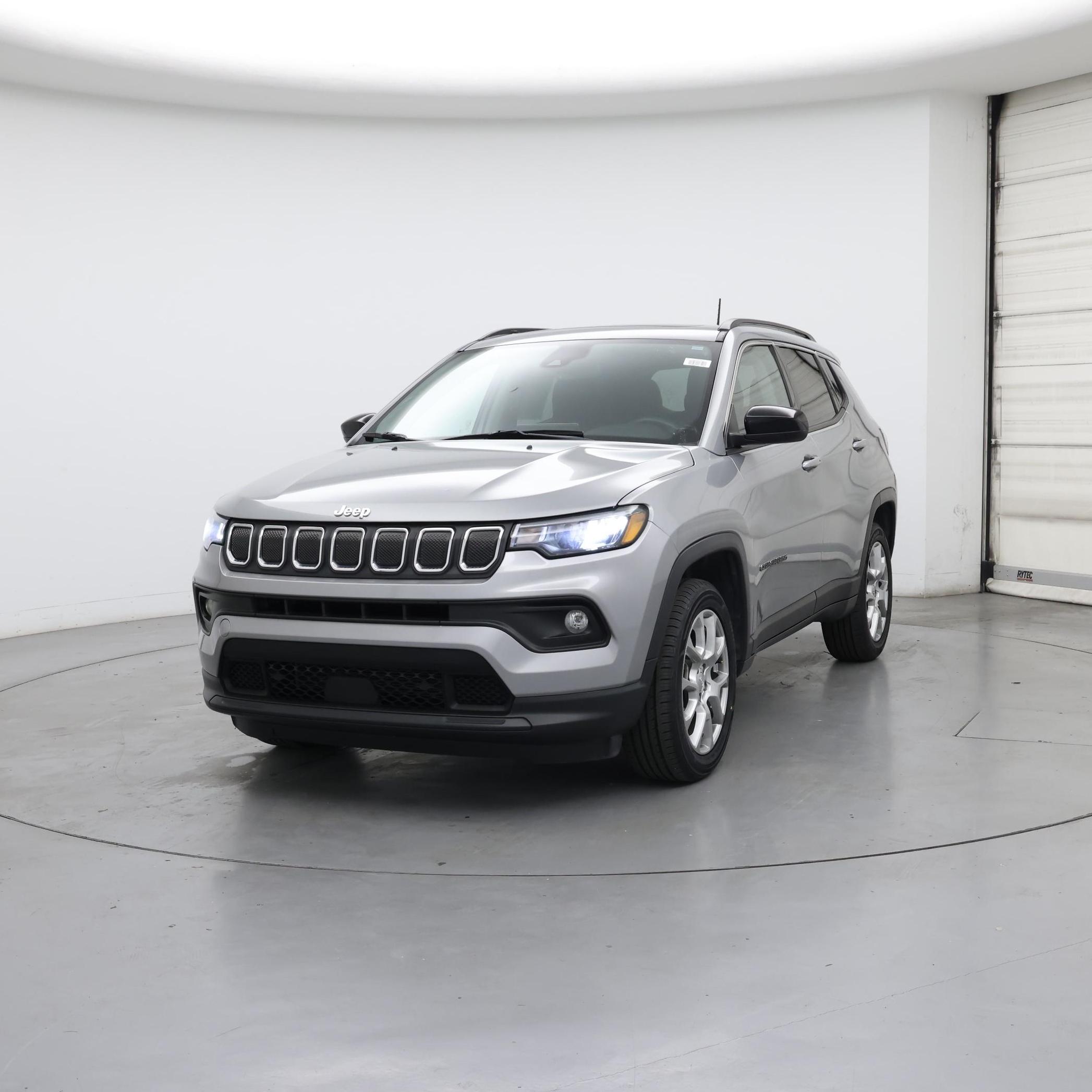 Thumbnail: 2022 Jeep Compass - 4
