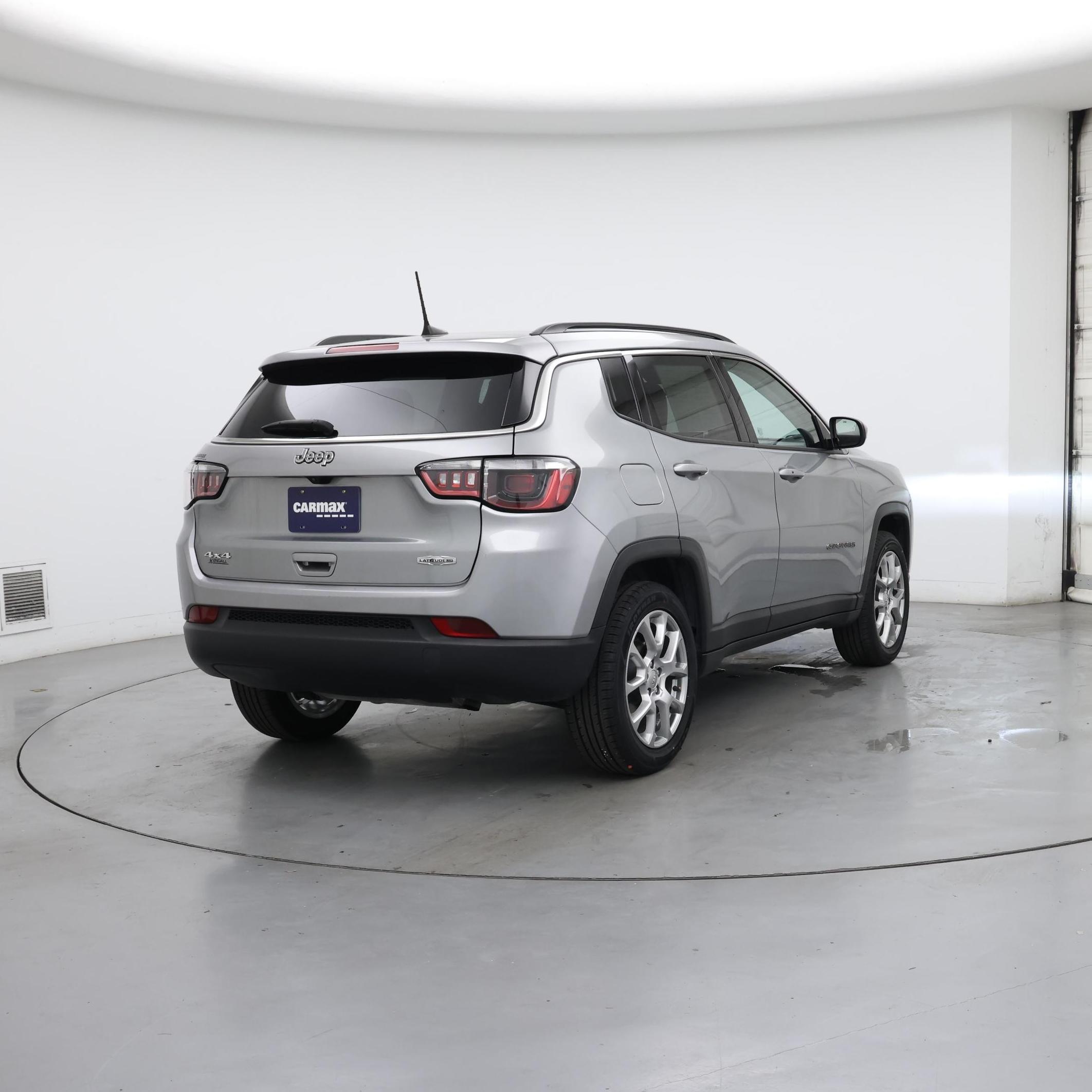 Thumbnail: 2022 Jeep Compass - 8