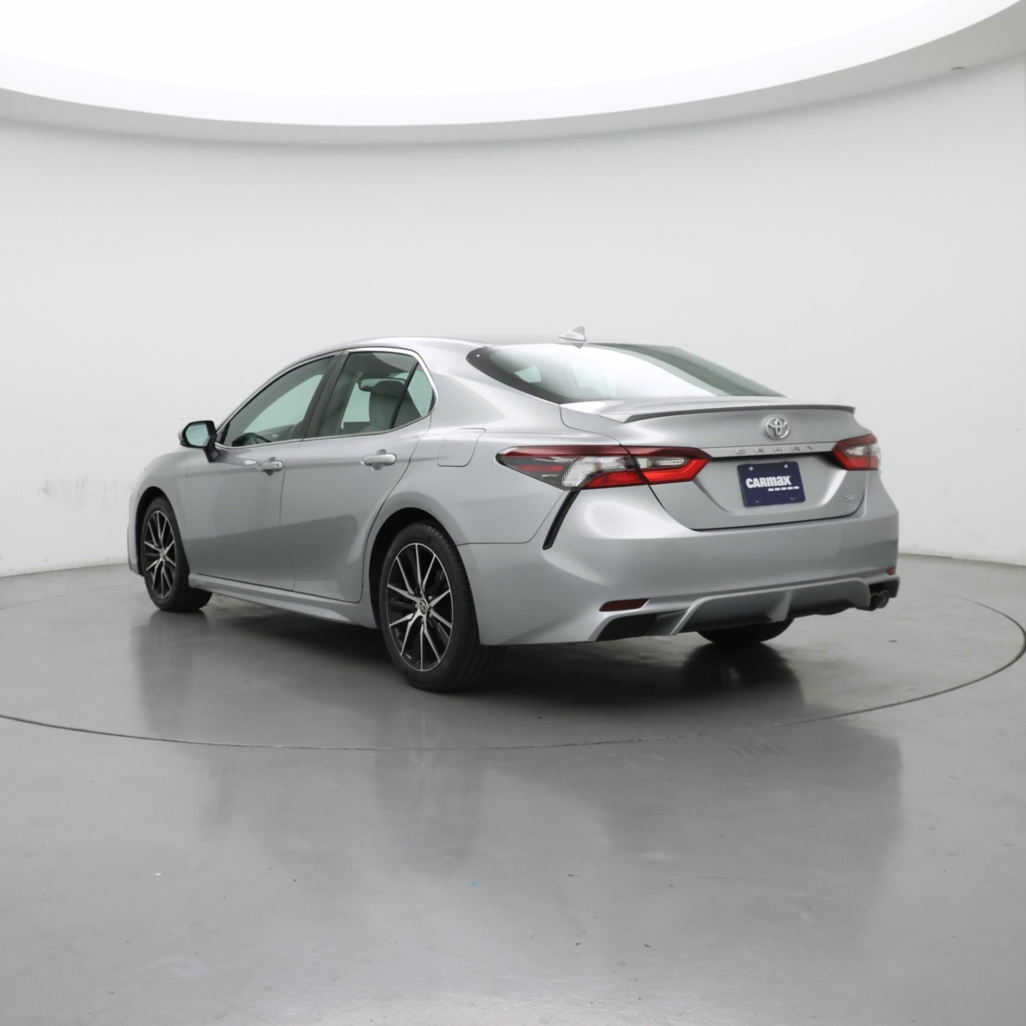 Thumbnail: 2022 Toyota Camry - 2