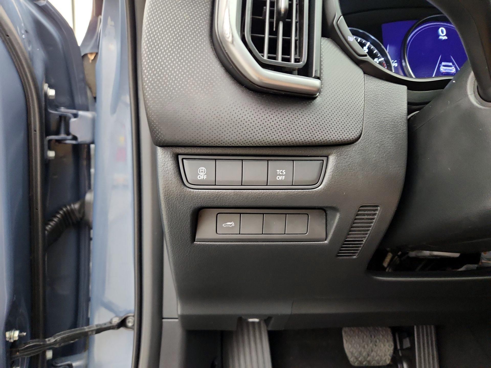 Thumbnail: 2023 Mazda CX-50 - 13