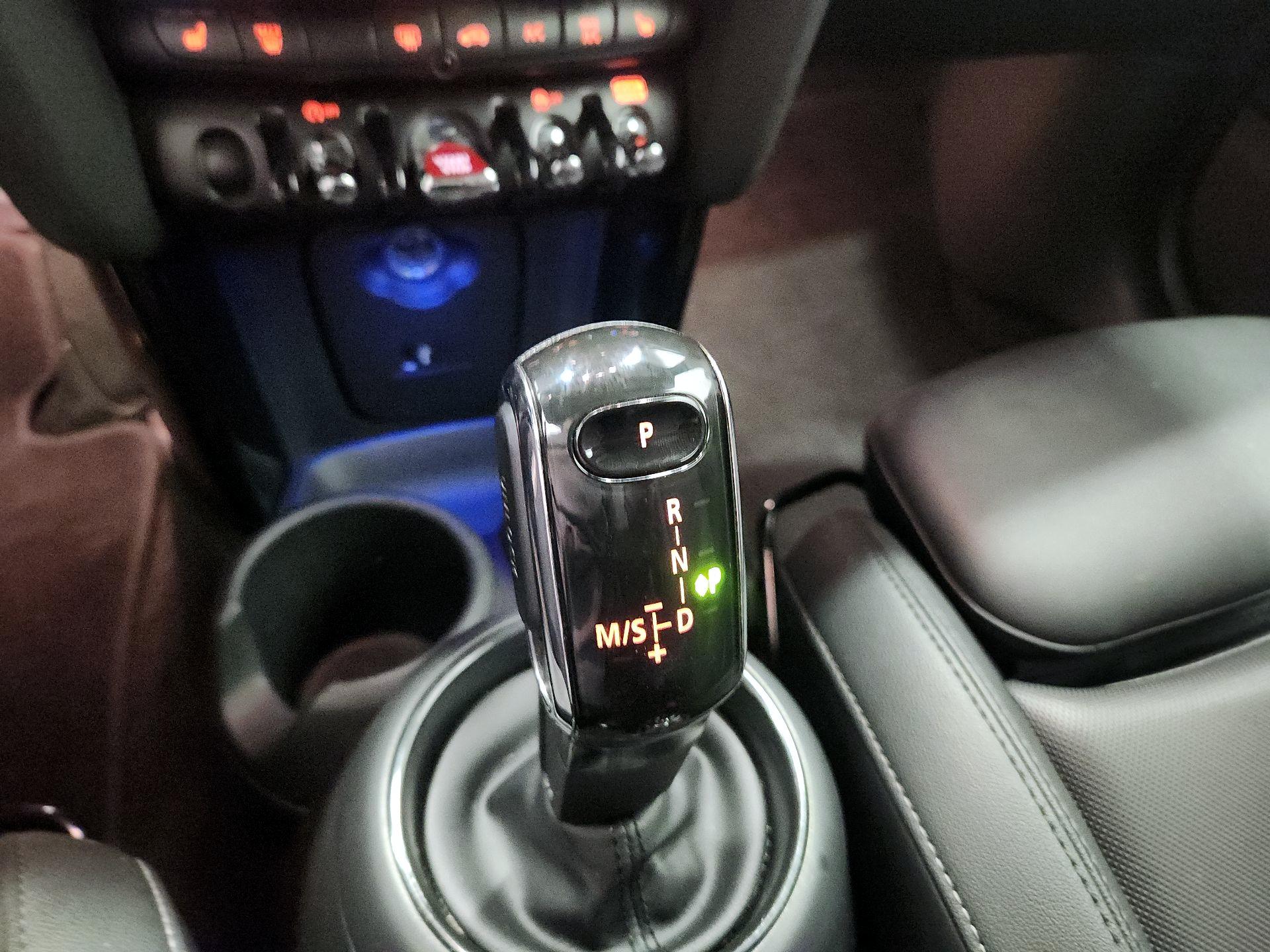 Thumbnail: 2023 MINI Cooper - 17