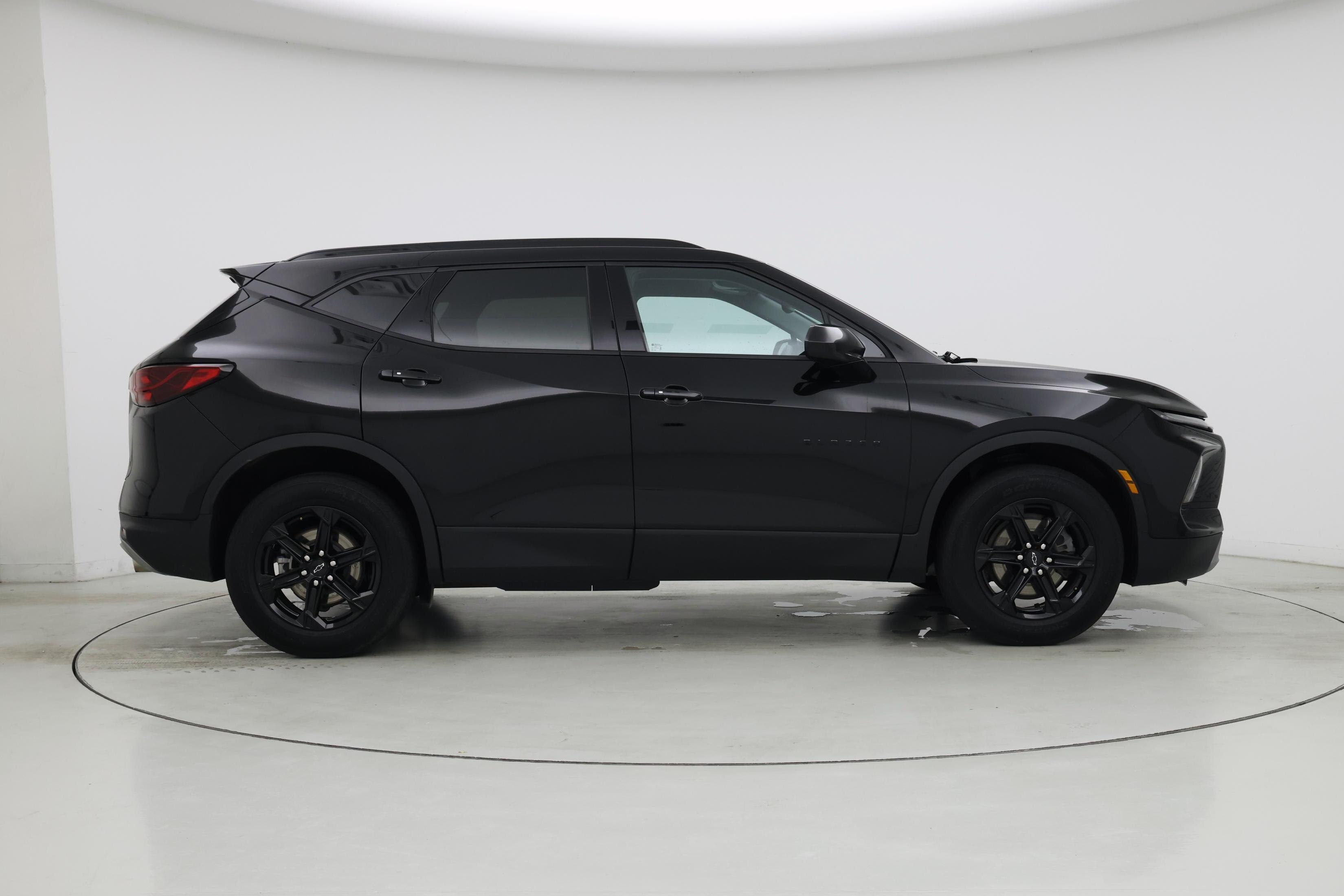 Thumbnail: 2023 Chevrolet Blazer - 7
